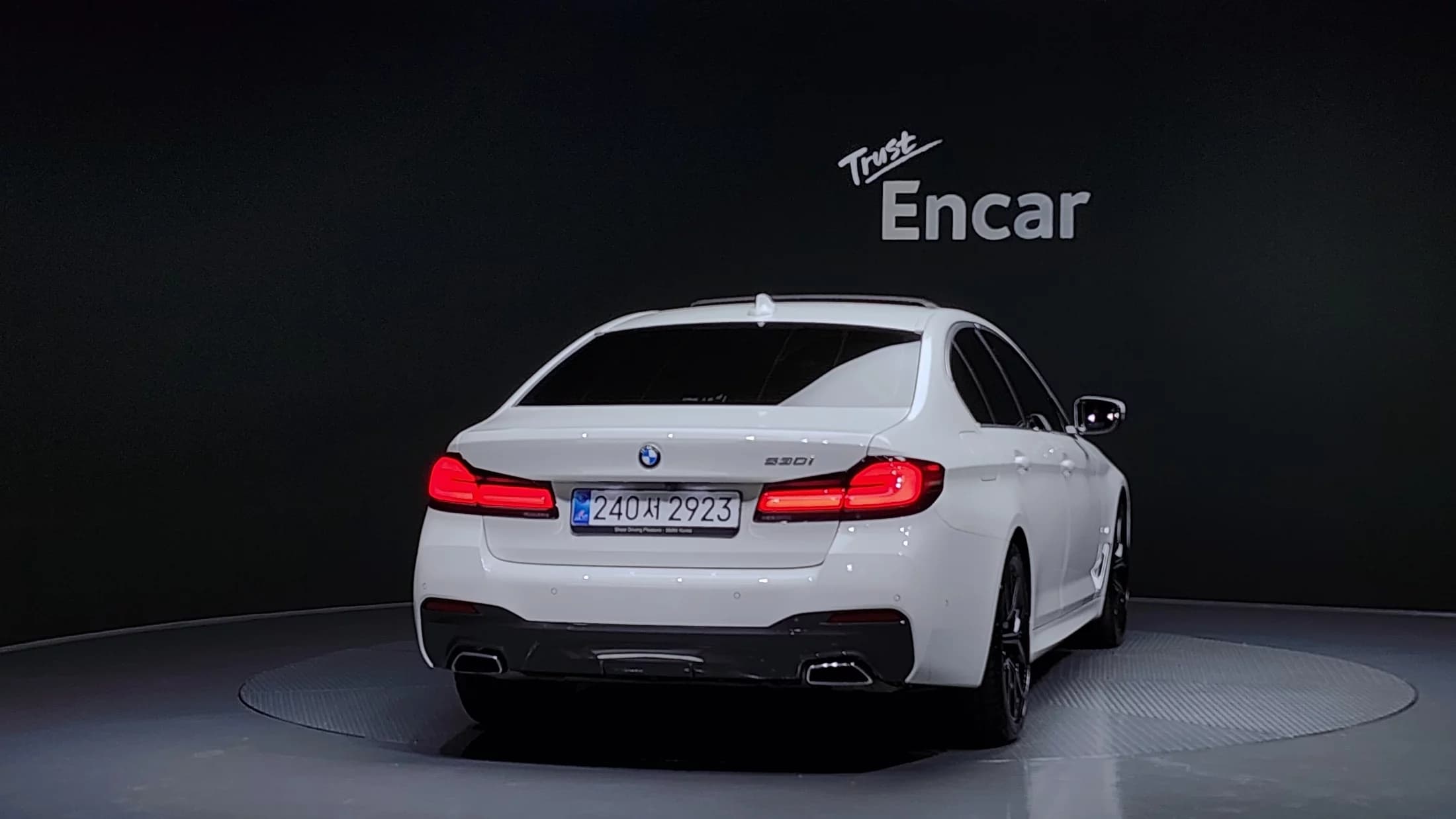 BMW 5-Series 530i M Sport Package, 2022 г. 42054 км. — фото 4