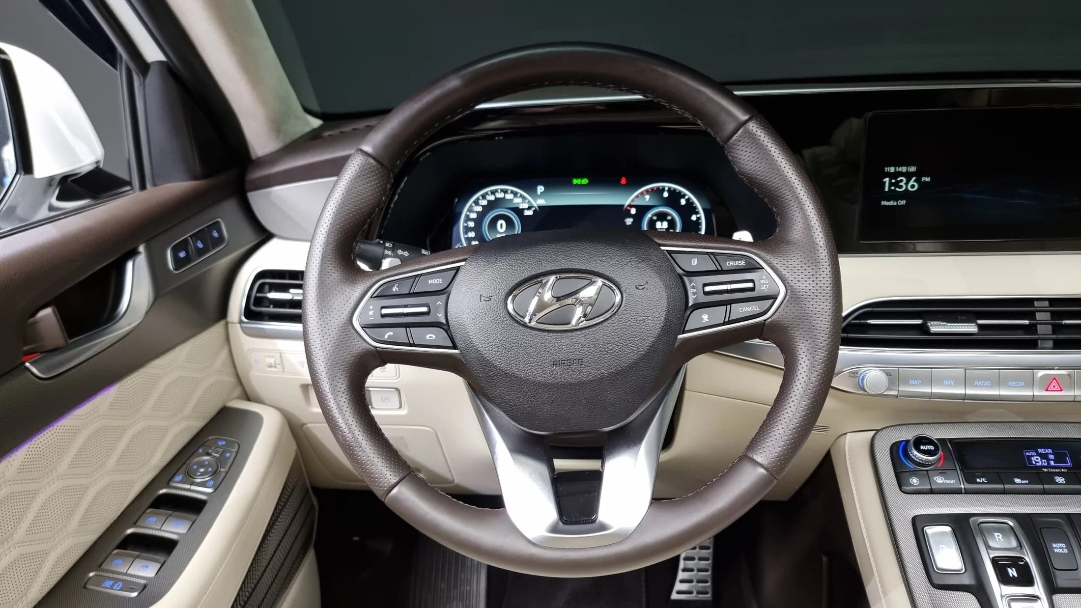 Hyundai Palisade Gasoline 3.8 4WD Calligraphy, 2021 г. 57972 км. — фото 13