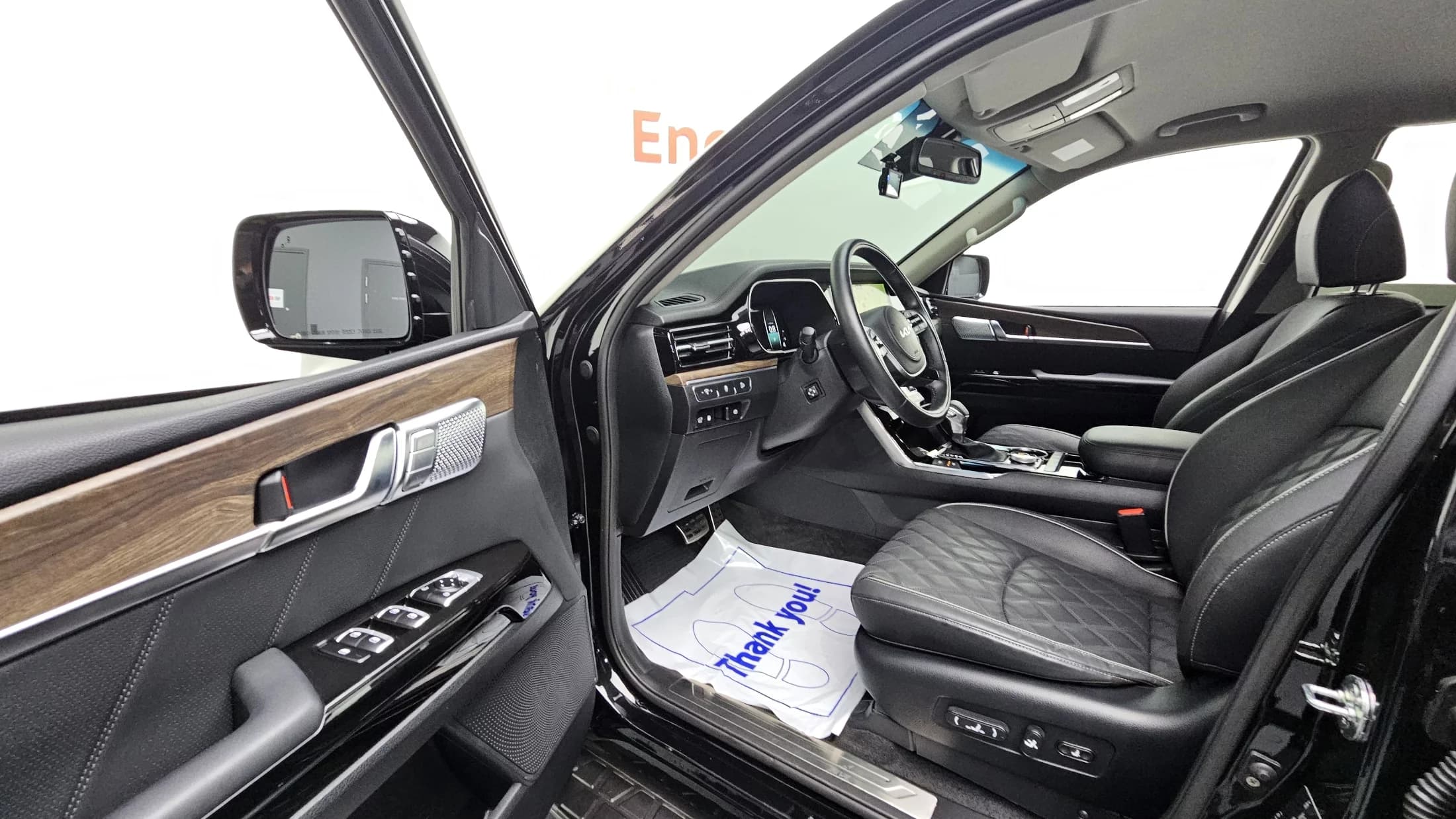 Kia Mohave Diesel 3.0 4WD 5-Seater Masters, 2023 г. 33450 км. — фото 10