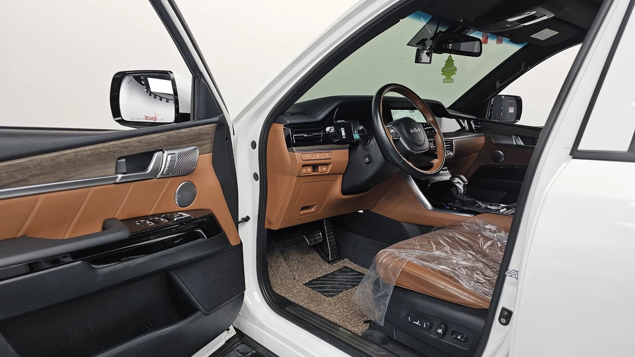 Kia Mohave Diesel 3.0 4WD 6-Seater Masters, 2022 г. 54159 км. — фото 10