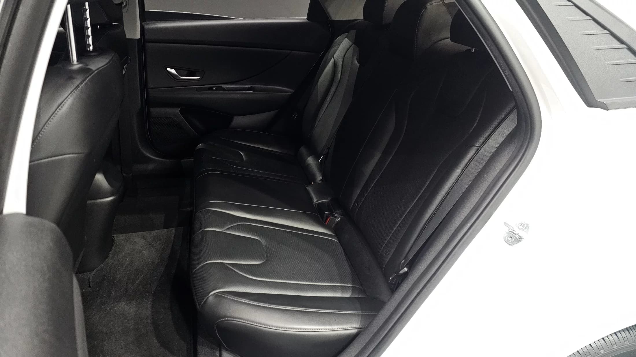 Hyundai AVANTE (Хендай Элантра) 1.6 Modern, 2021 г. 75590 км. — фото 12