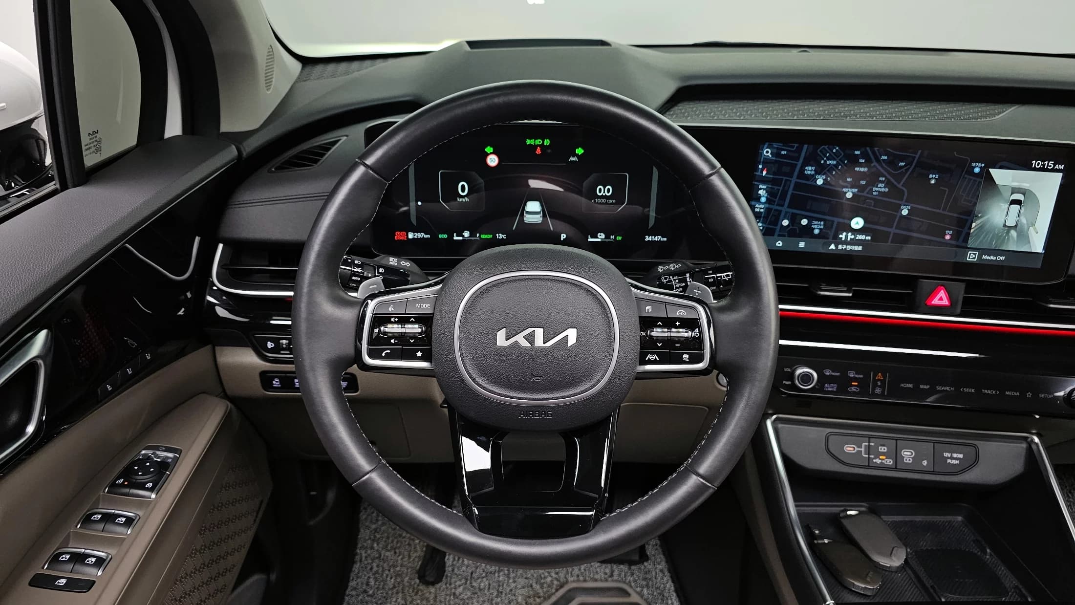 Kia Carnival HEV 7seater Signature, гибрид, 2024 г. 34289 км. — фото 13