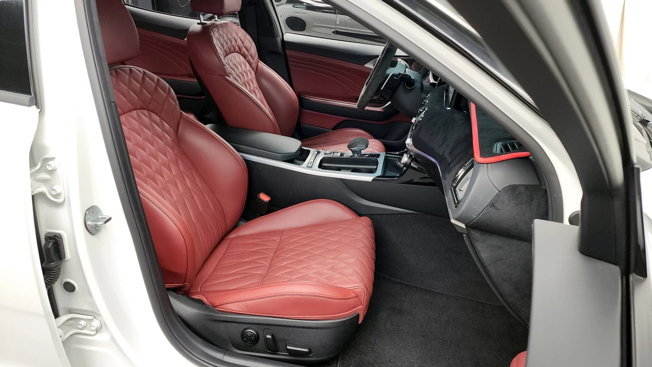 Kia Stinger 3.3 GT, 2022 г. 50785 км. — фото 11