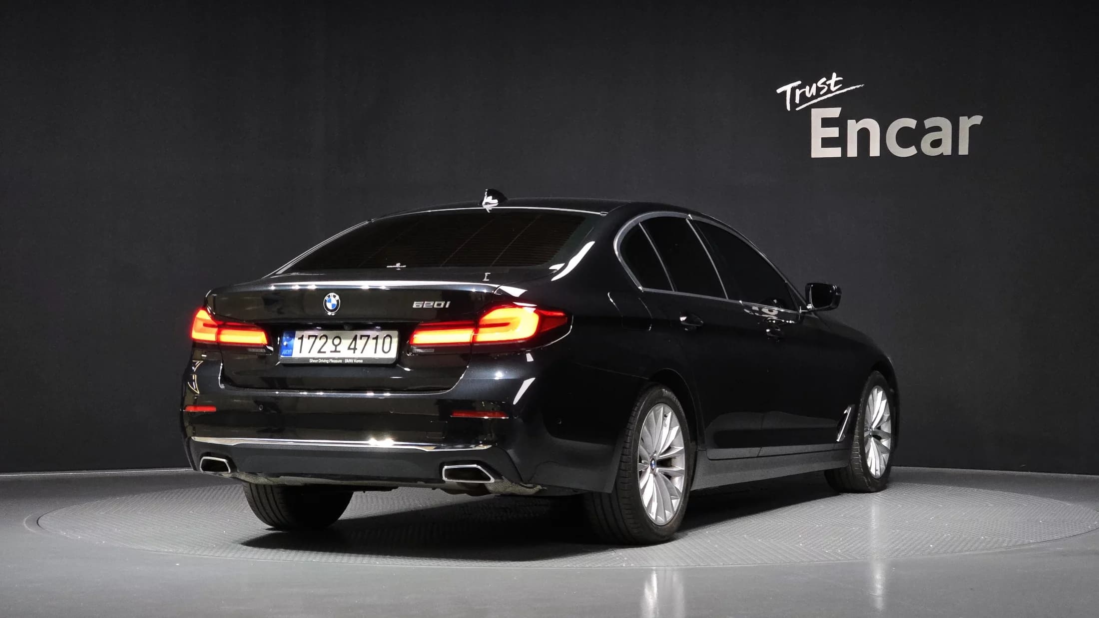 BMW 5-Series 520i Luxury, 2022 г. 27013 км. — фото 2