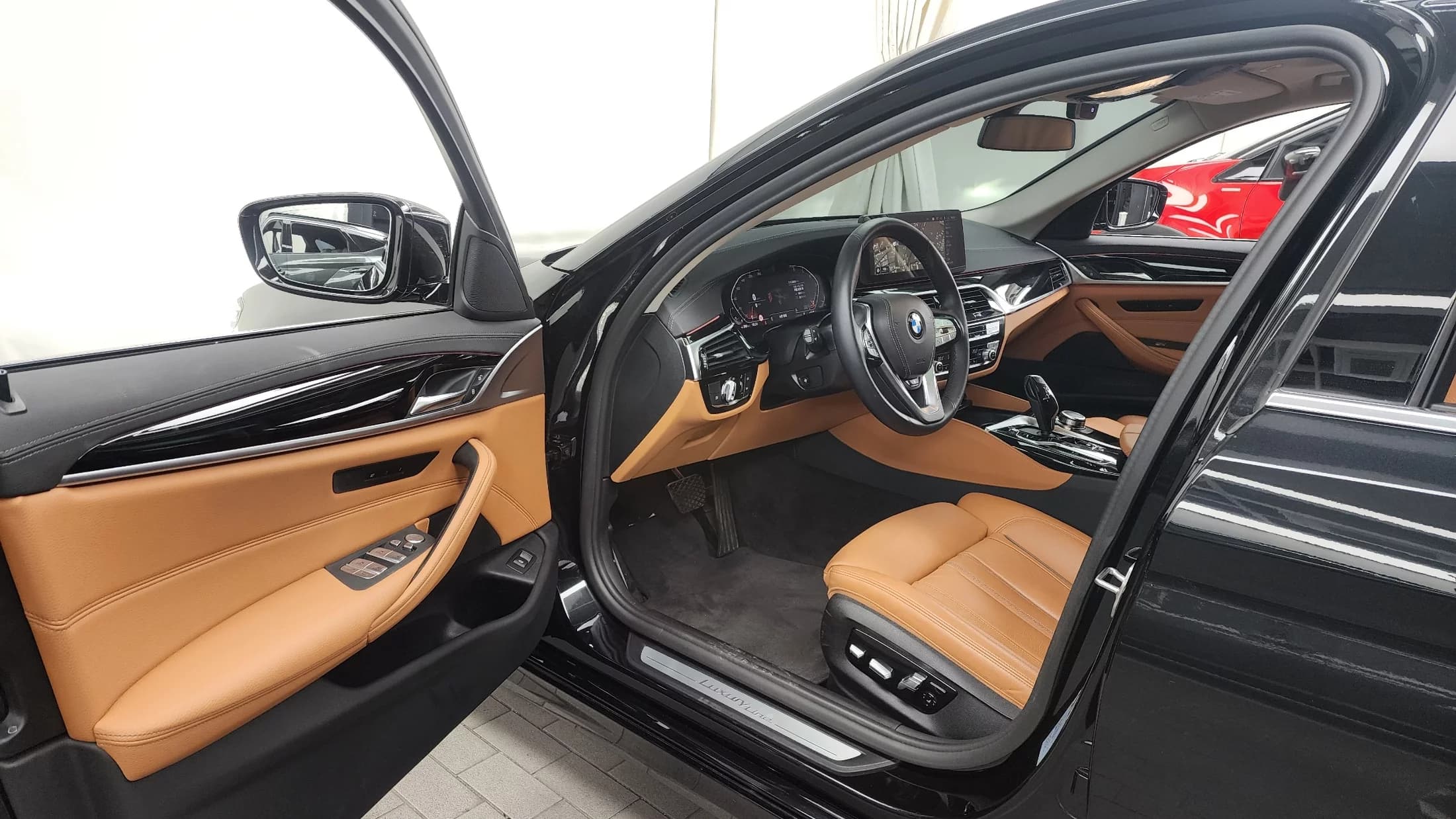 BMW 5-Series 520i Luxury, 2022 г. 27013 км. — фото 10