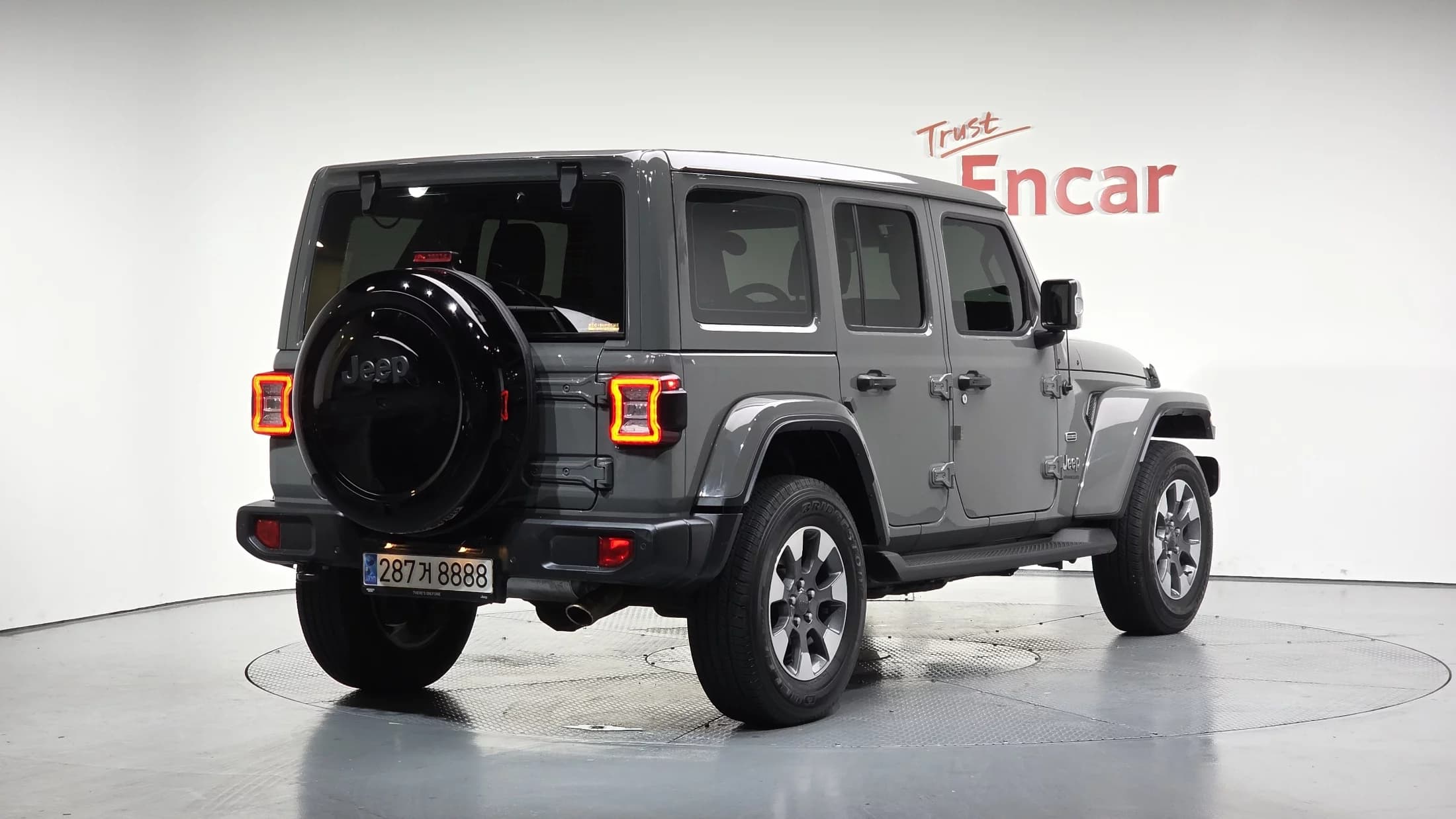 Jeep WRANGLER 2.0 Overland Power Top 4Door, 2023 г. 27237 км.