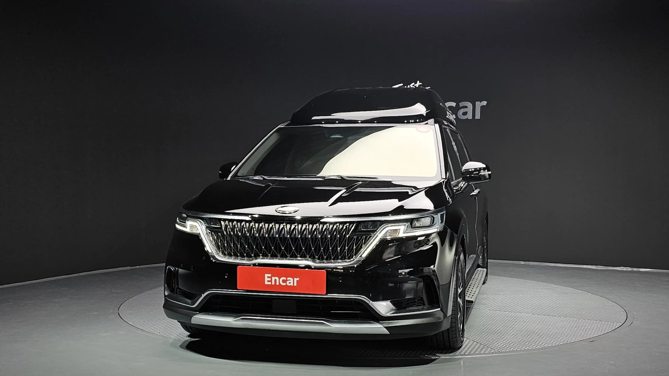 Kia Carnival 9-Seater Hi-Limousine(Special Vehicle), 2021 г. 64317 км. — фото 3