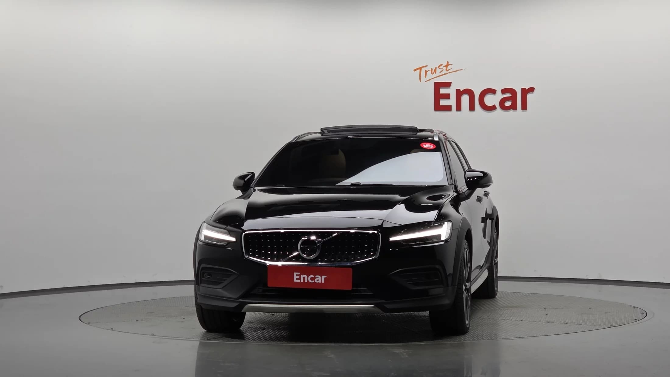 Volvo V60 B5 Pro AWD, 2021 г. 39530 км. — фото 3