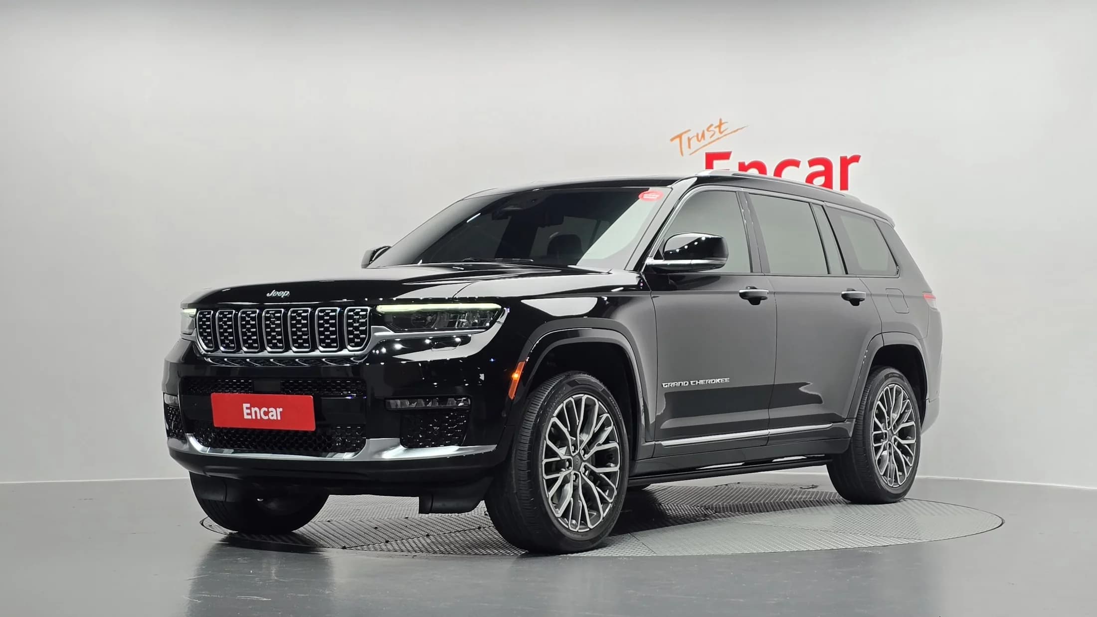 Jeep Grand Cherokee L 3.6 Summit Reserve, 2021 г. 64832 км.