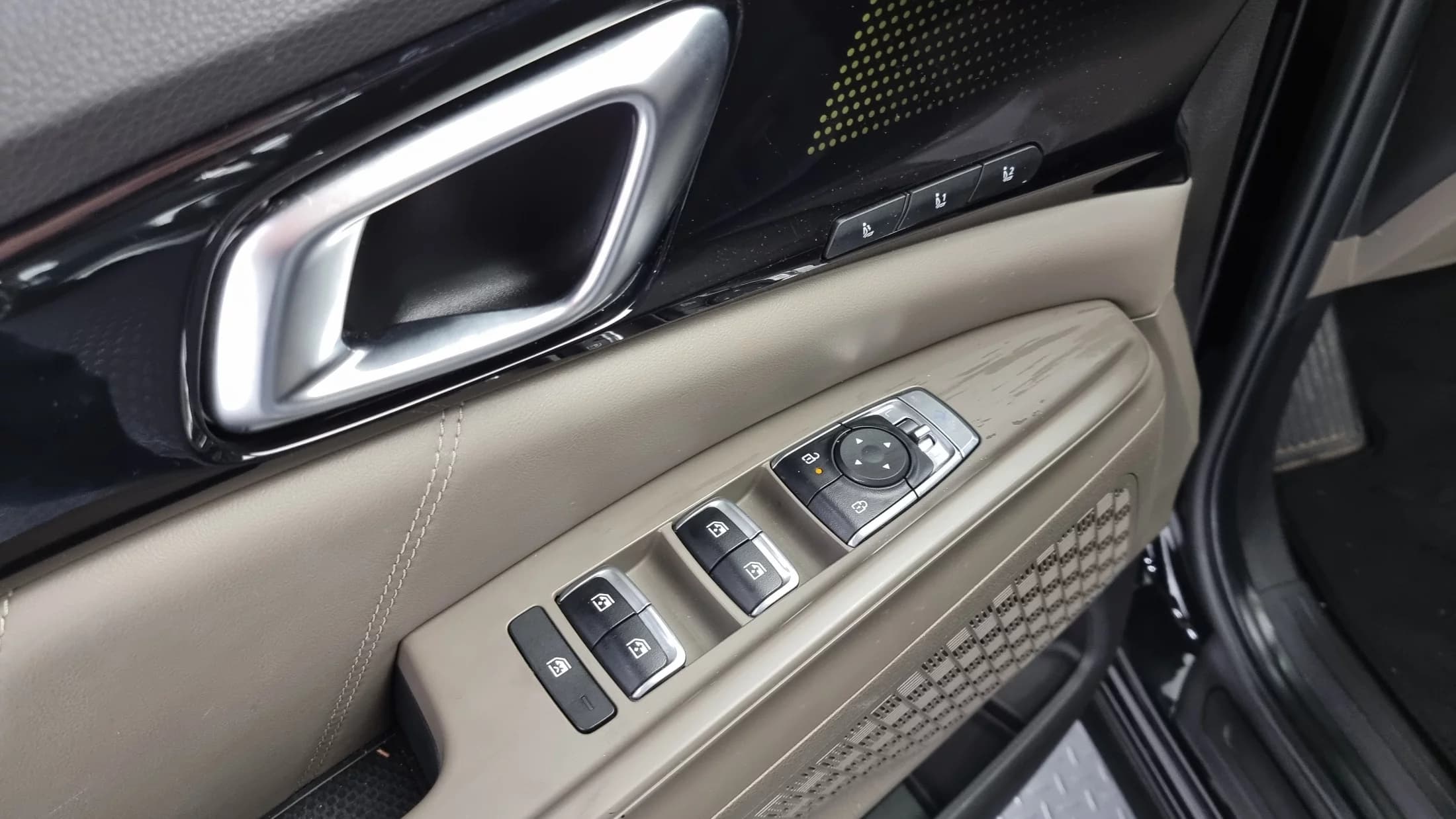 Kia Carnival Gasoline 9-Seater Signature, 2024 г. 17263 км. — фото 17