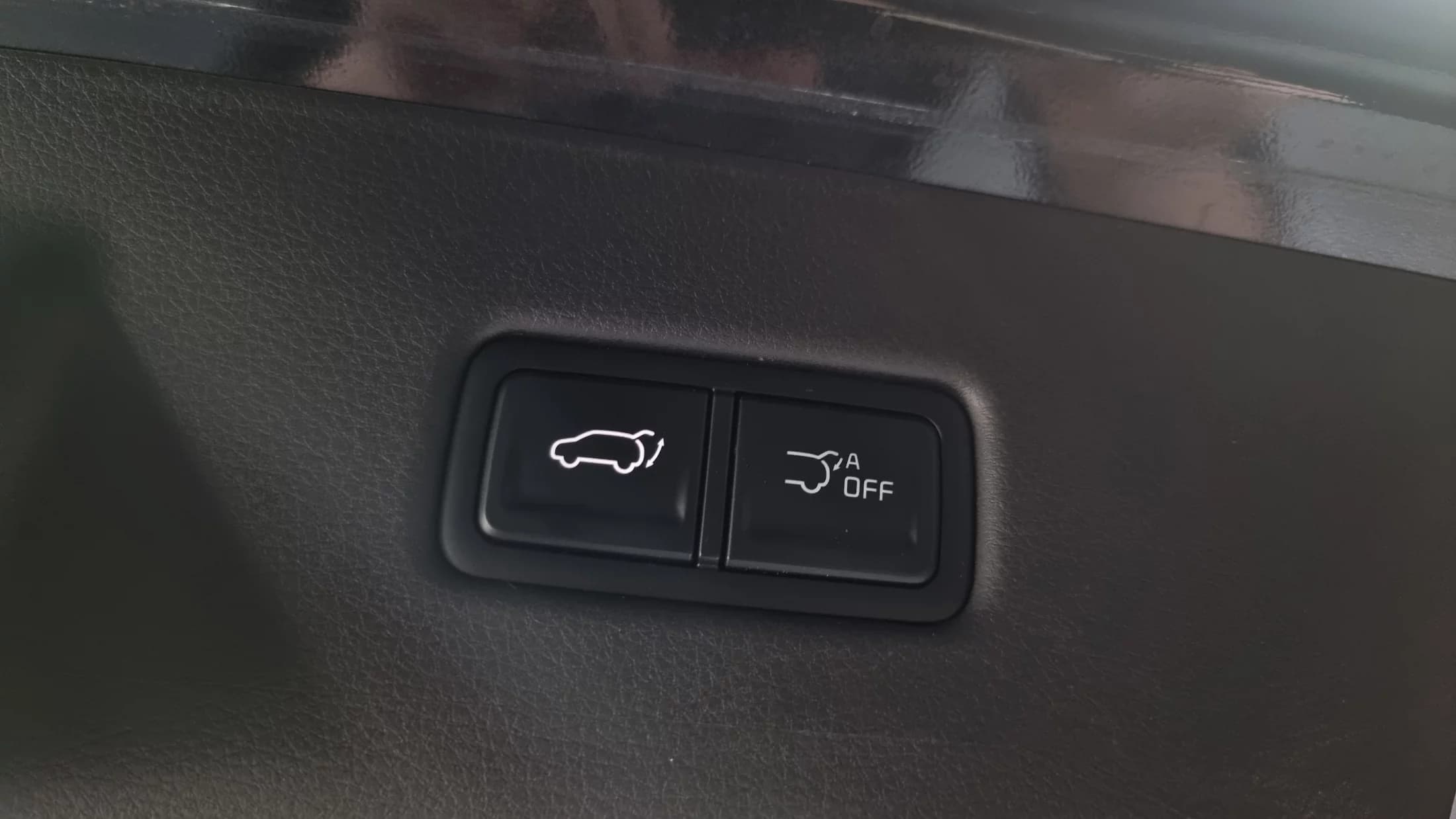 Kia Carnival Gasoline 9-Seater Signature, 2024 г. 17263 км. — фото 20