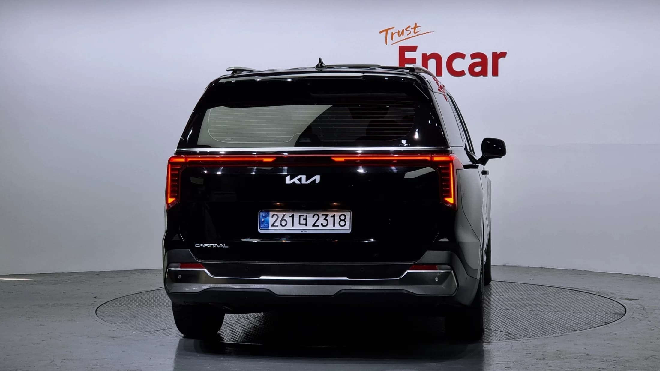 Kia Carnival Gasoline 9-Seater Signature, 2024 г. 17263 км. — фото 4