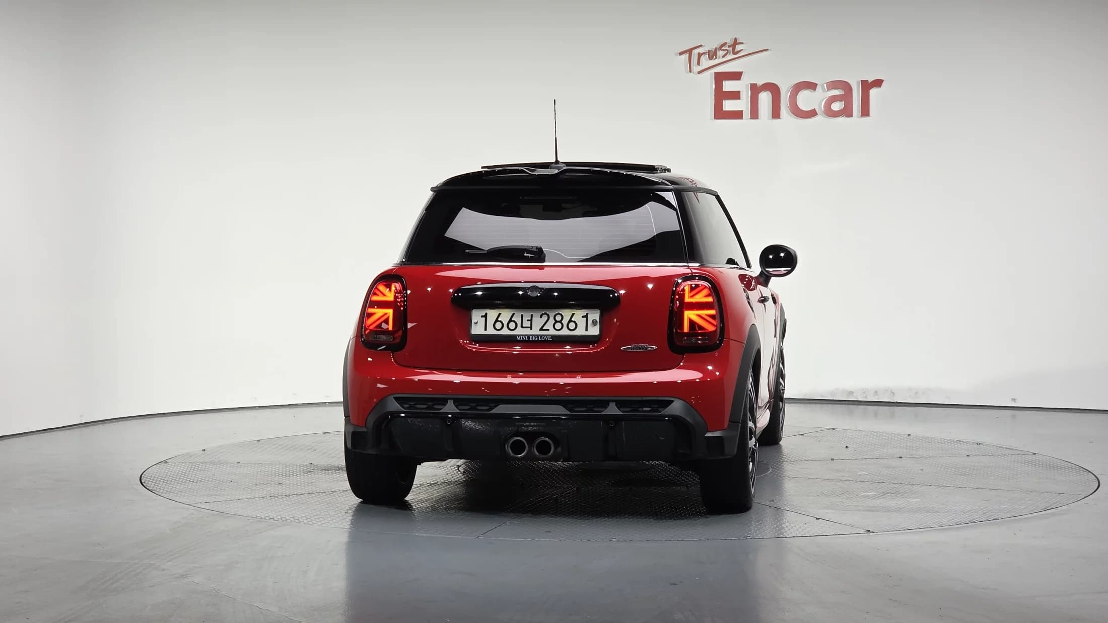 MINI Cooper JCW 3rd Generation, 2023 г. 26366 км. — фото 3