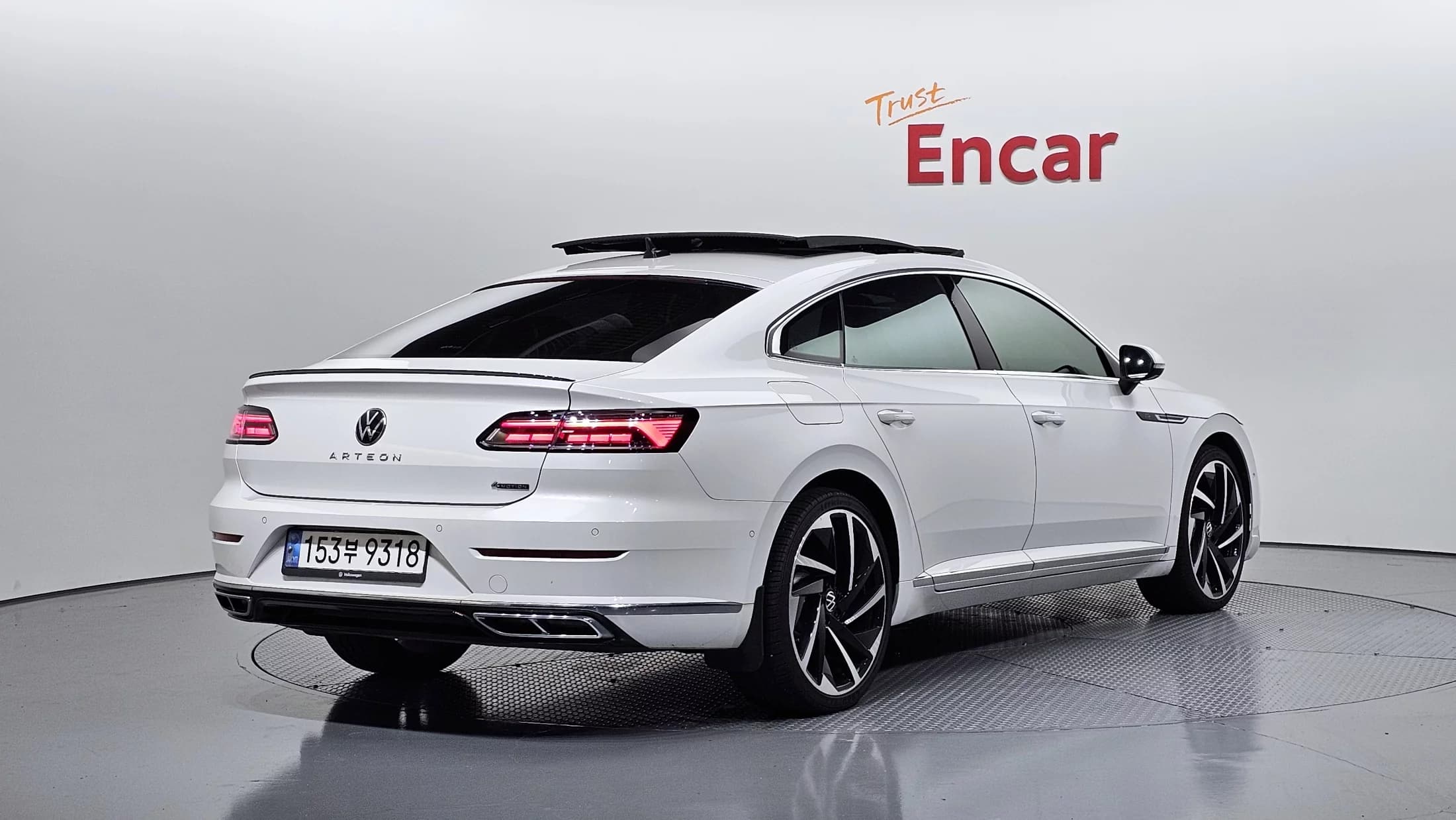 Volkswagen ARTEON 2.0 TDI R-LIINE 4Motion, 2022 г. 44592 км. — фото 2