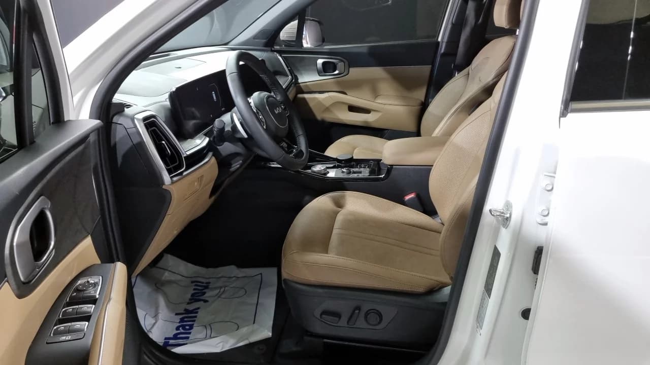 Kia Sorento Gasoline 2.5T 2WD Prestige, 2024 г. 15892 км. — фото 10