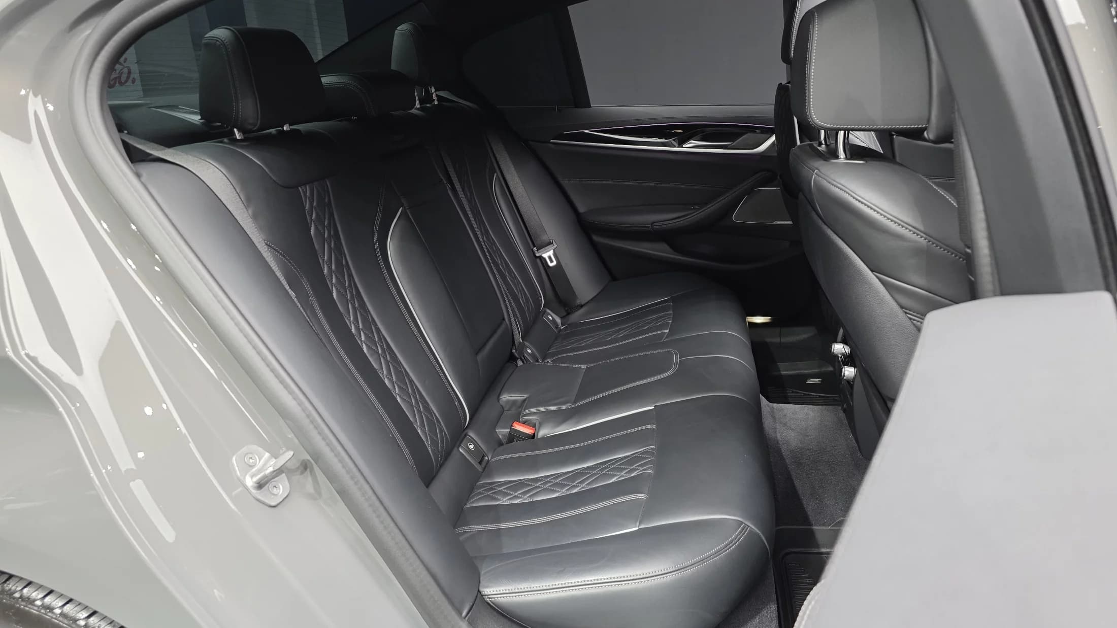 BMW 5-Series 530i M Sport Package, 2021 г. 51684 км. — фото 12