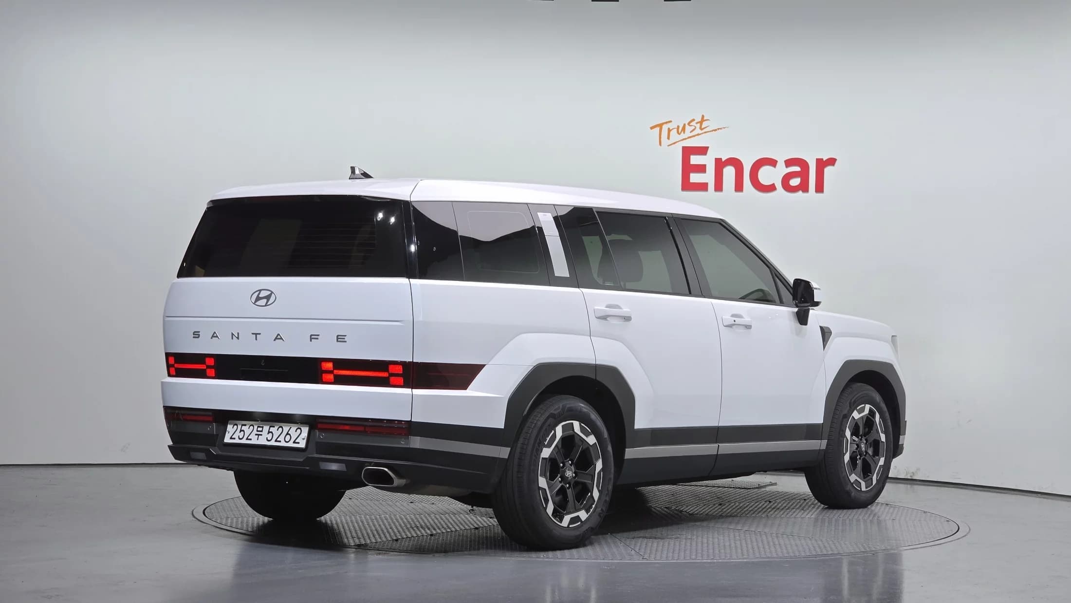 Hyundai Santa Fe Gasoline 2.5T 2WD Exclusive, 2024 г. 34790 км. — фото 2