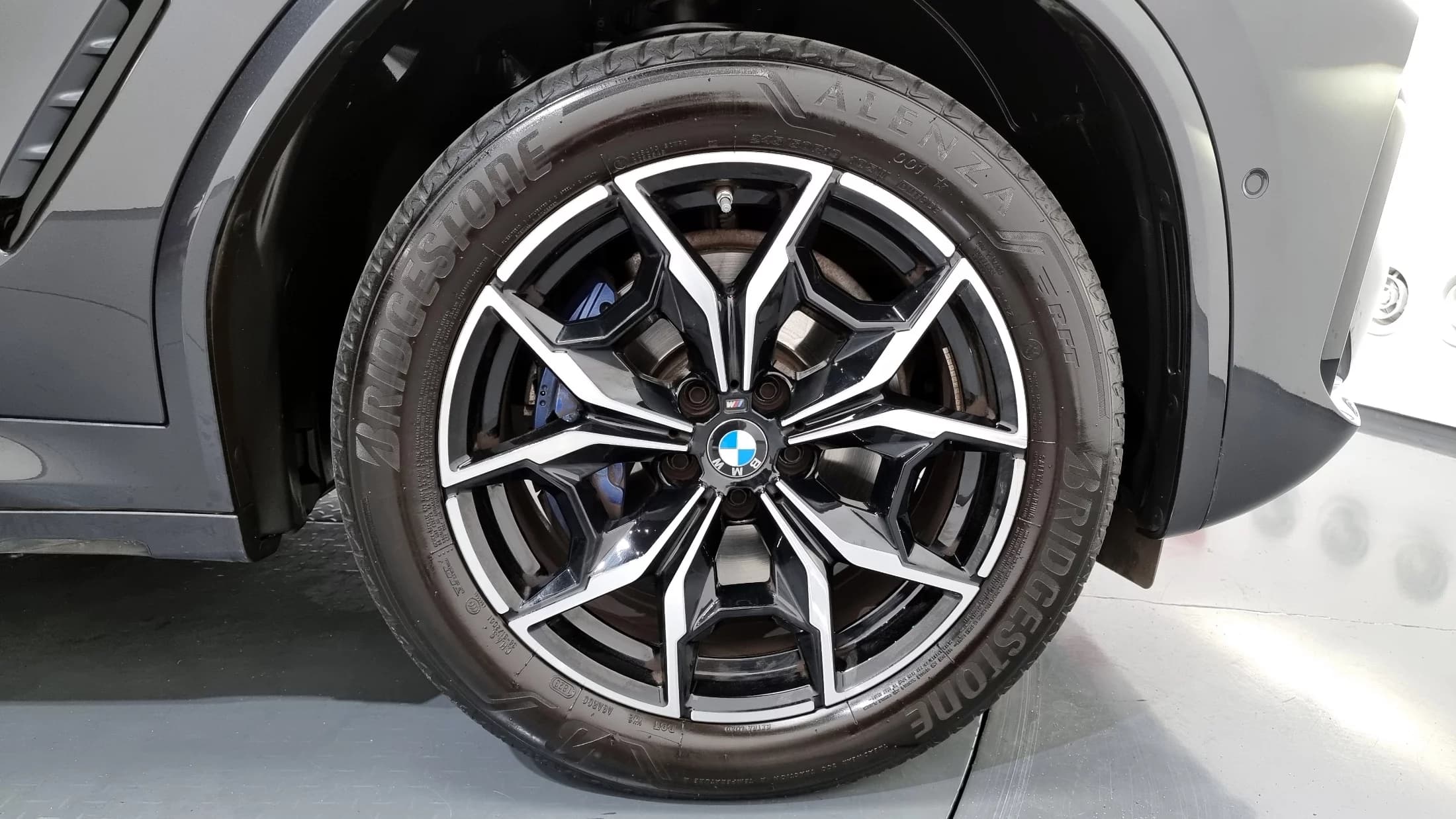 BMW X4 xDrive20i M Sport, 2023 г. 19438 км. — фото 5