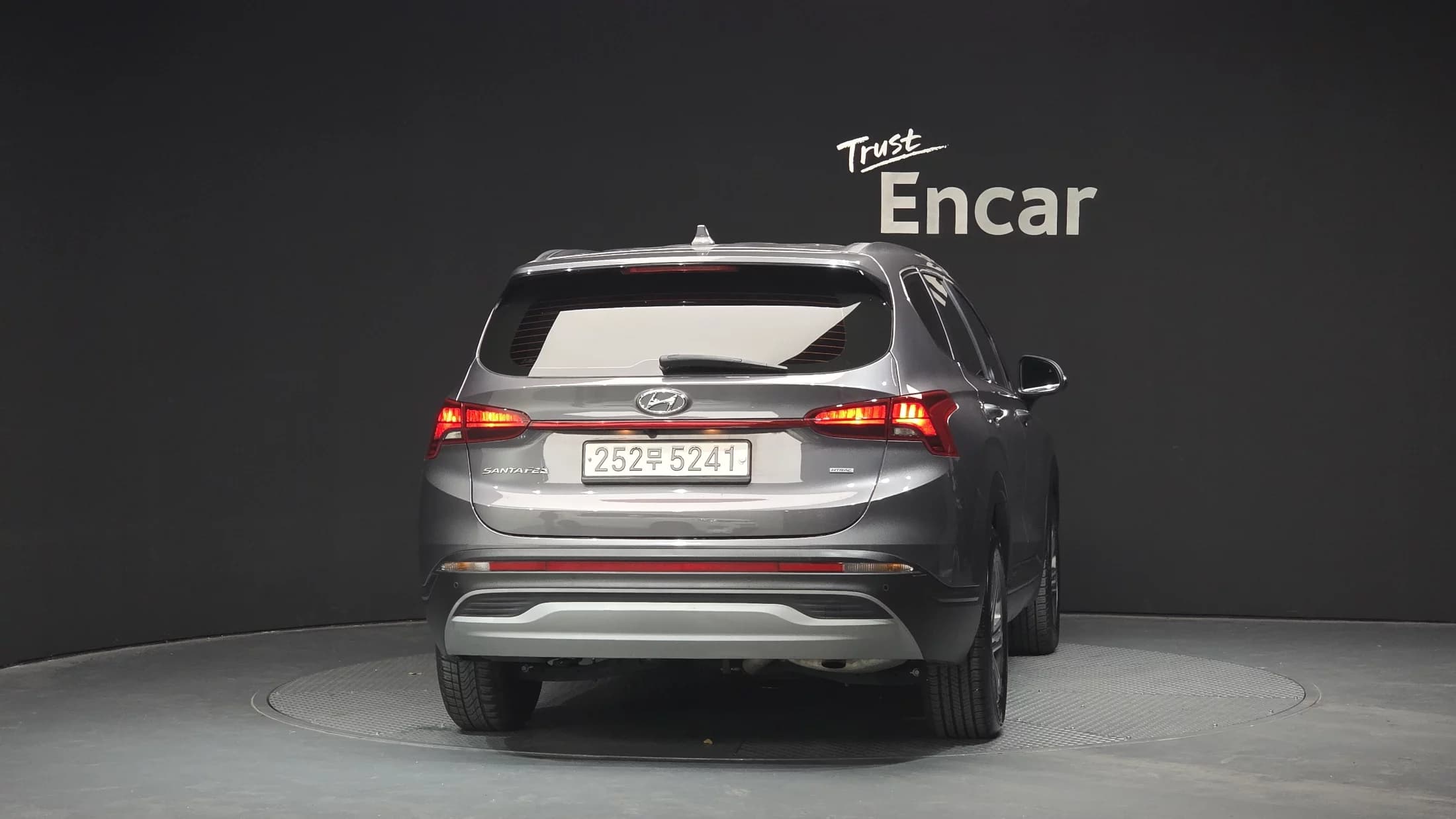 Hyundai Santa Fe Diesel 2.2 4WD Exclusive, 2022 г. 157705 км. — фото 4