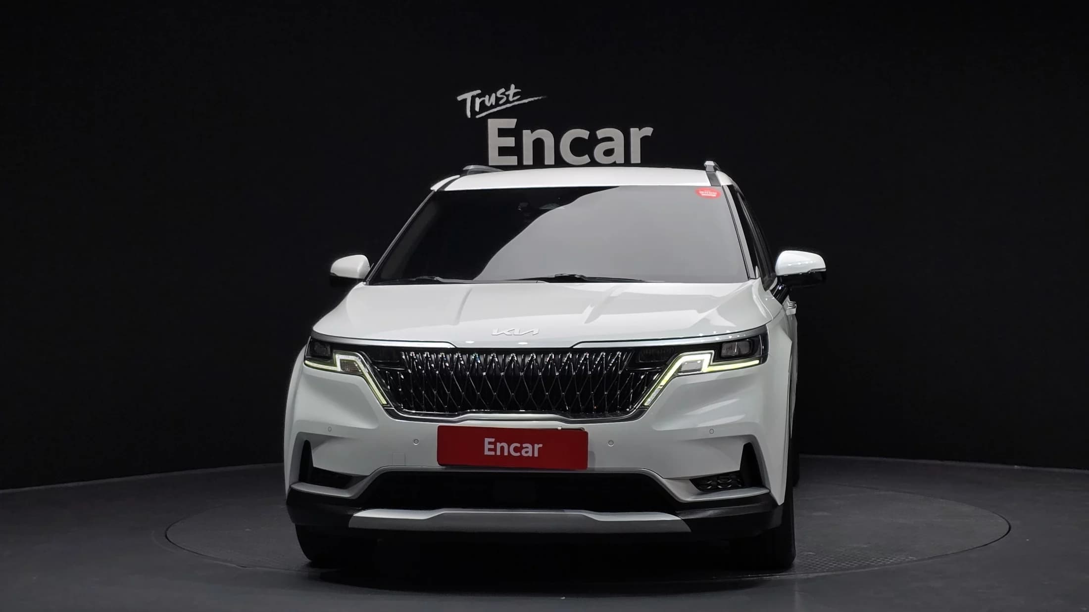 Kia Carnival 9-Seater Prestige, 2021 г. 118294 км. — фото 3