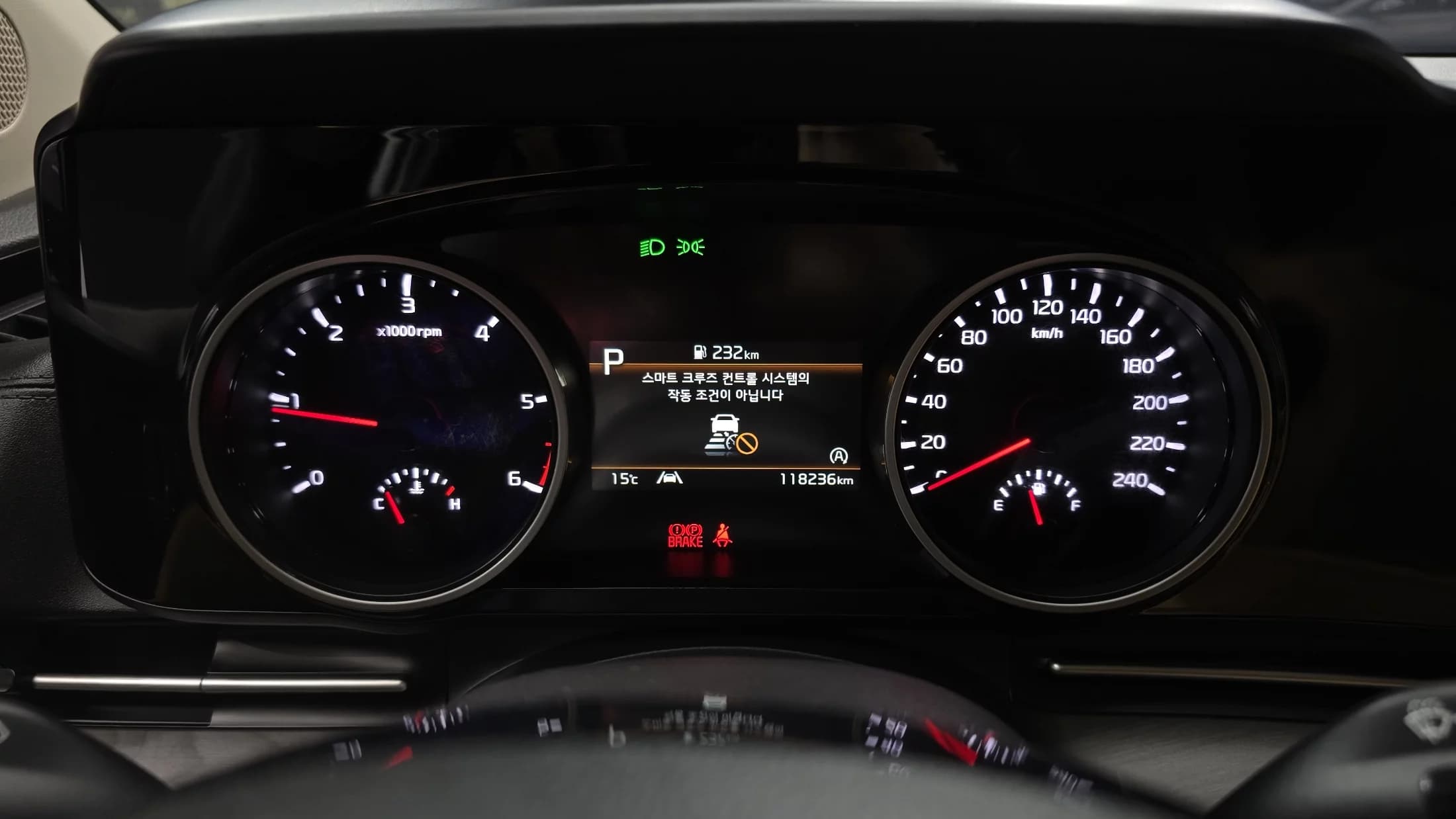 Kia Carnival 9-Seater Prestige, 2021 г. 118294 км. — фото 8