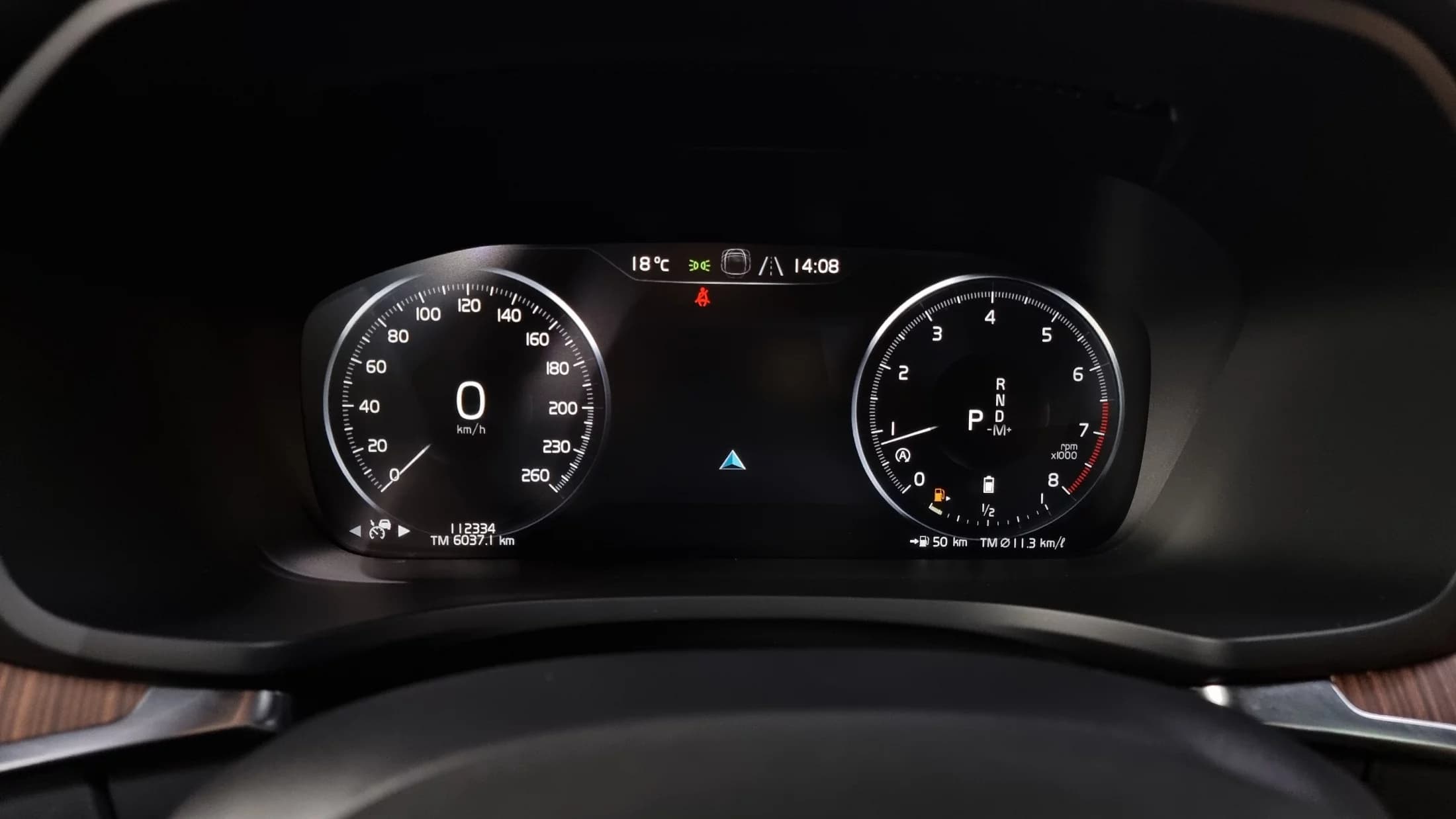 Volvo V60 B5 Pro AWD, 2021 г. 112409 км. — фото 8