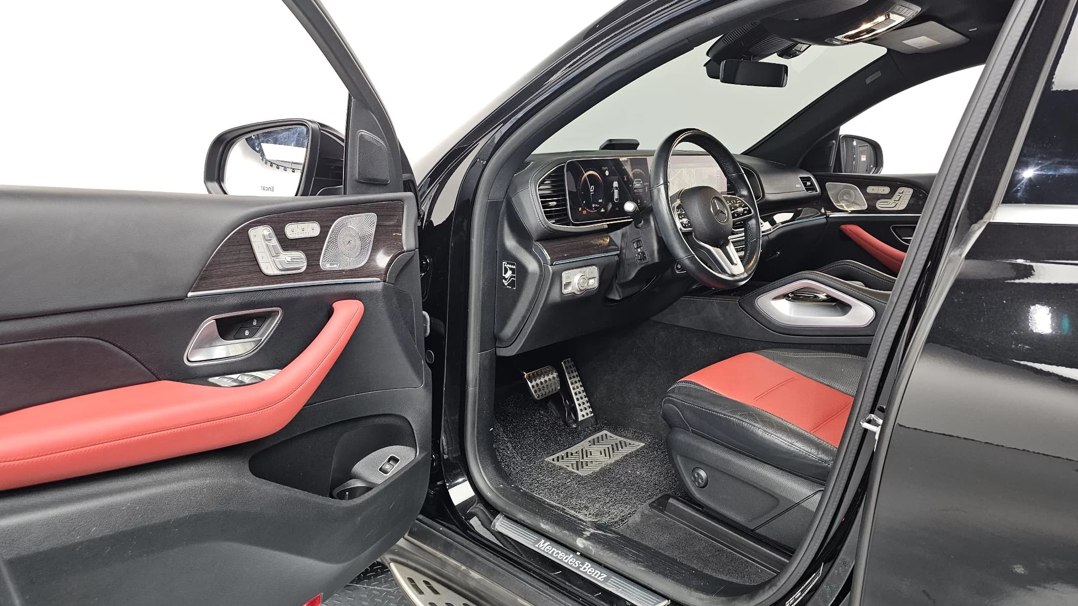 Mercedes-Benz GLE-Class GLE400d 4MATIC Coupe, 2021 г. 54990 км. — фото 10