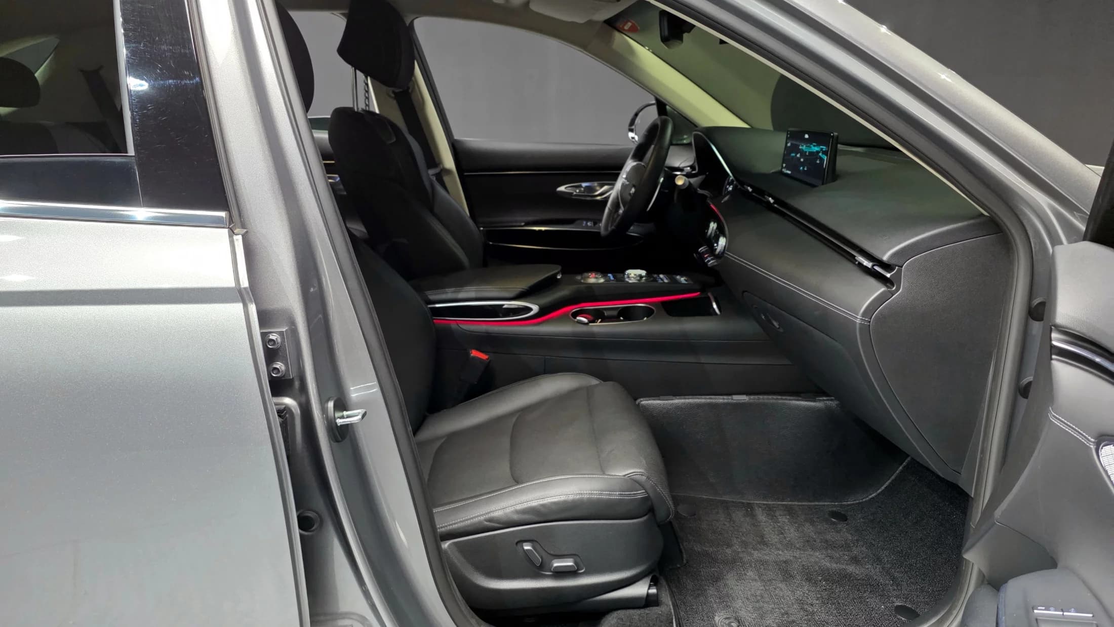 Genesis GV70 2.5T Gasoline AWD, 2022 г. 50222 км. — фото 21