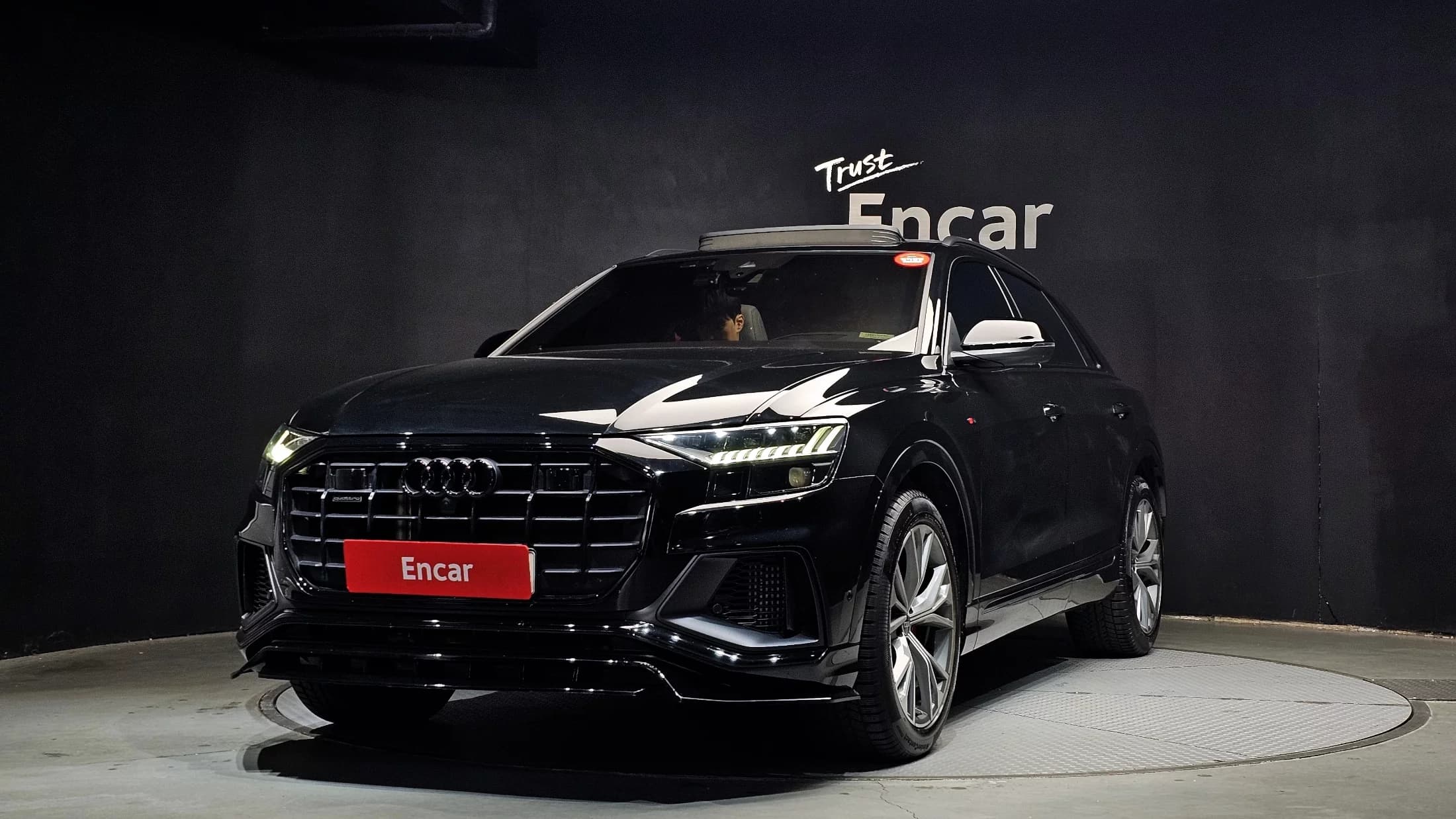 Audi Q8 55 TFSI Quattro Premium, 2022 г. 32597 км.