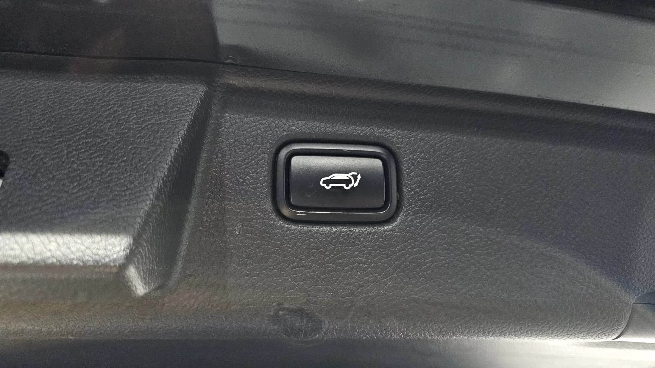 Kia Mohave Diesel 3.0 4WD 6-Seater Masters, 2021 г. 81178 км. — фото 20