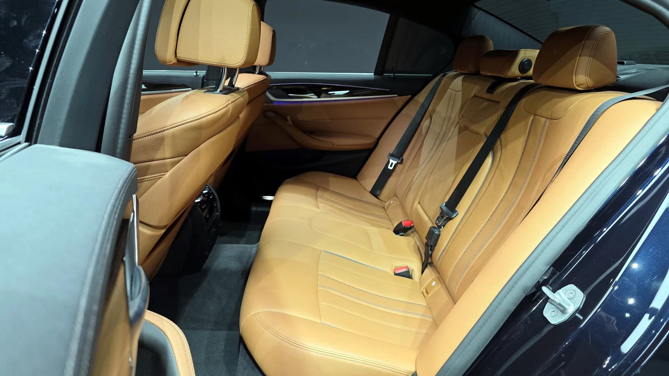 BMW 5-Series 520i M Sport, 2021 г. 70570 км. — фото 12