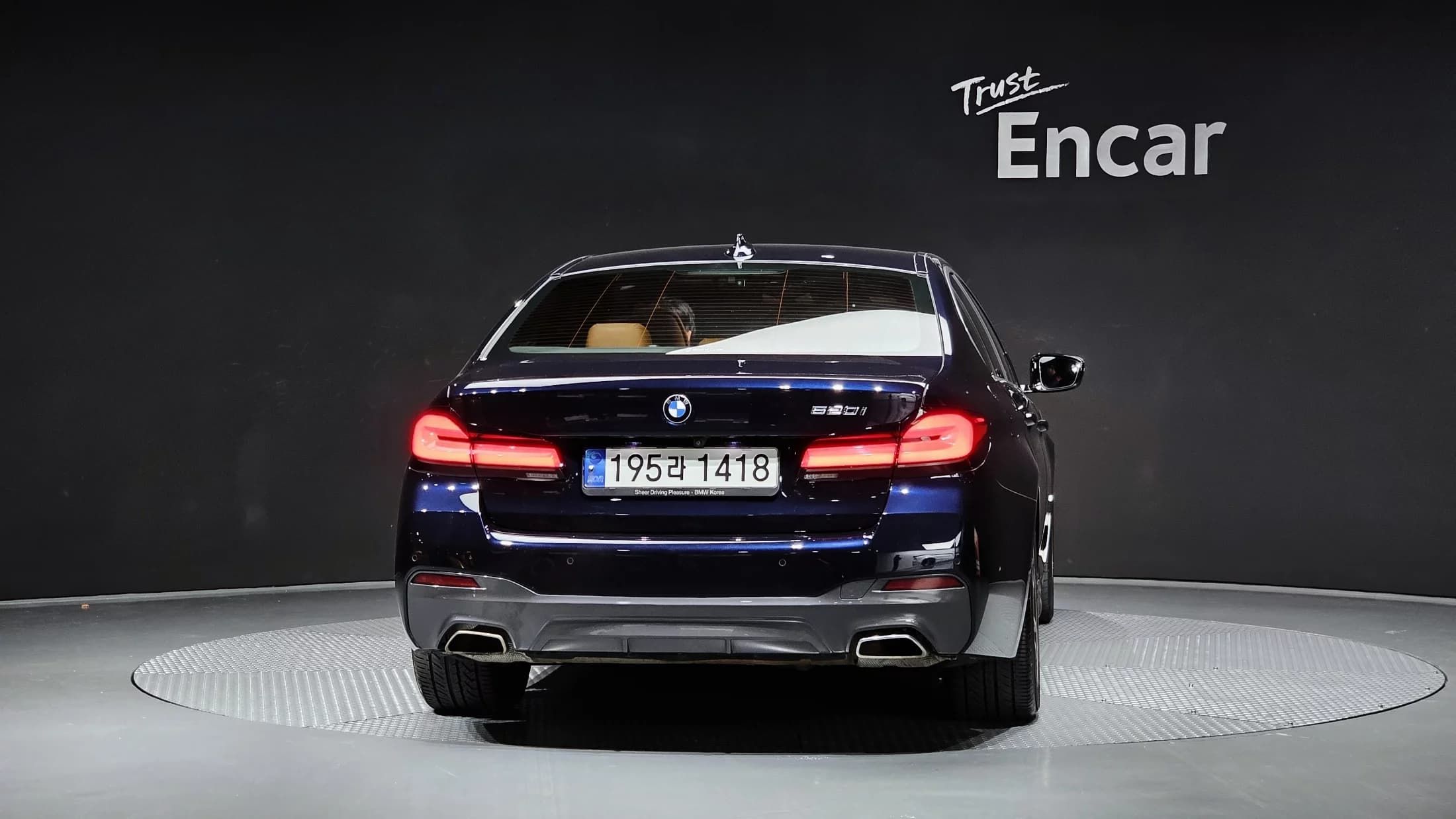 BMW 5-Series 520i M Sport, 2021 г. 70570 км. — фото 4