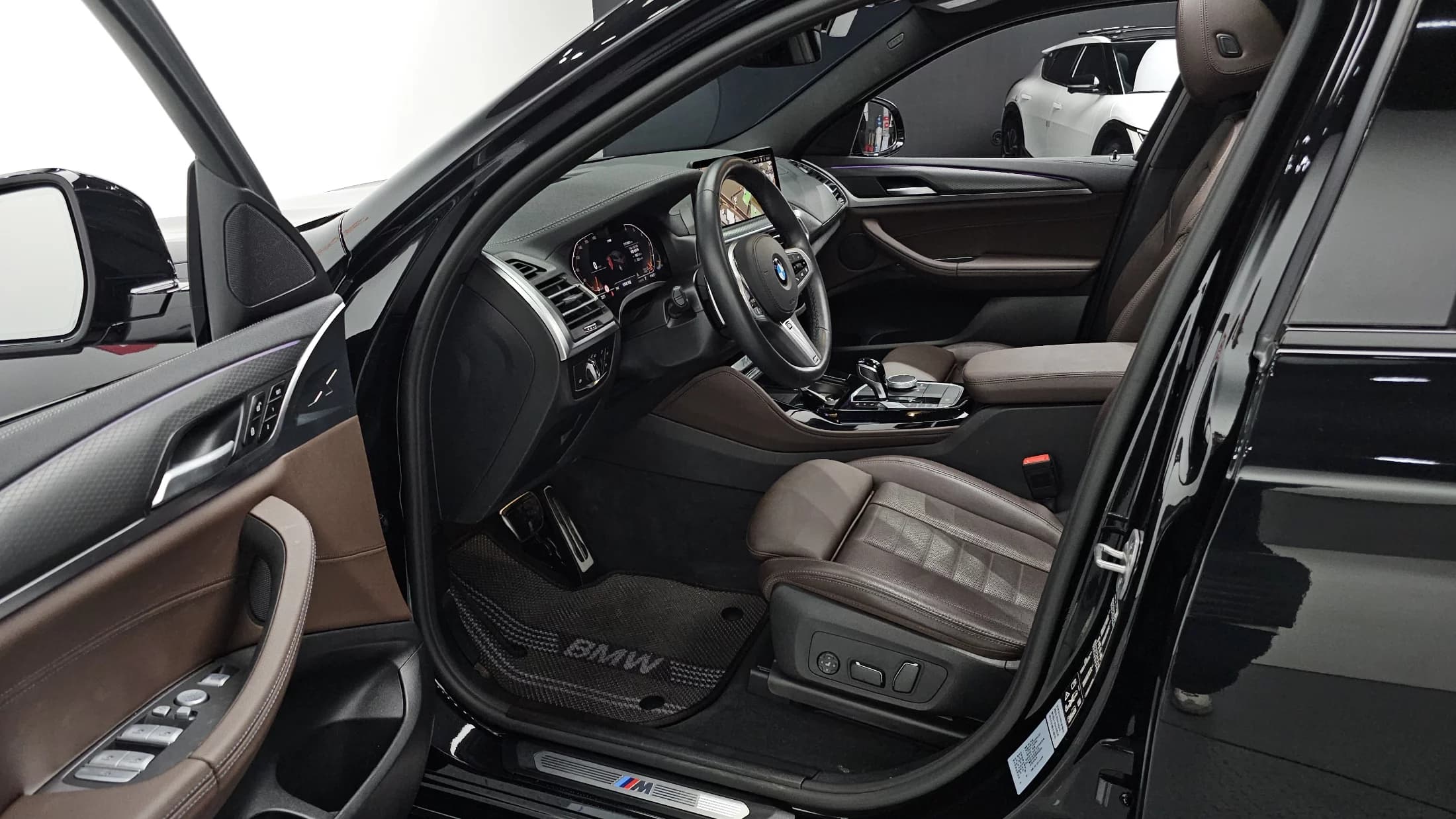 BMW X4 xDrive20i M Sport, 2024 г. 18650 км. — фото 11