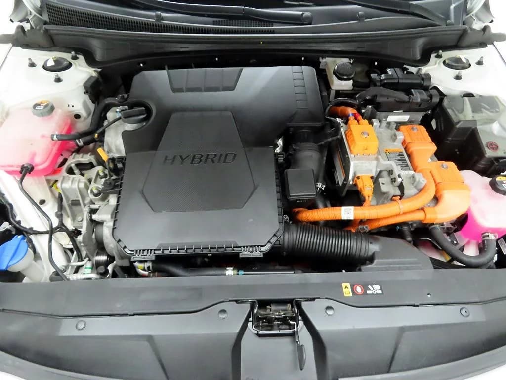 Hyundai AVANTE (Хендай Элантра) Smart, гибрид, 2022 г. 82590 км. — фото 20