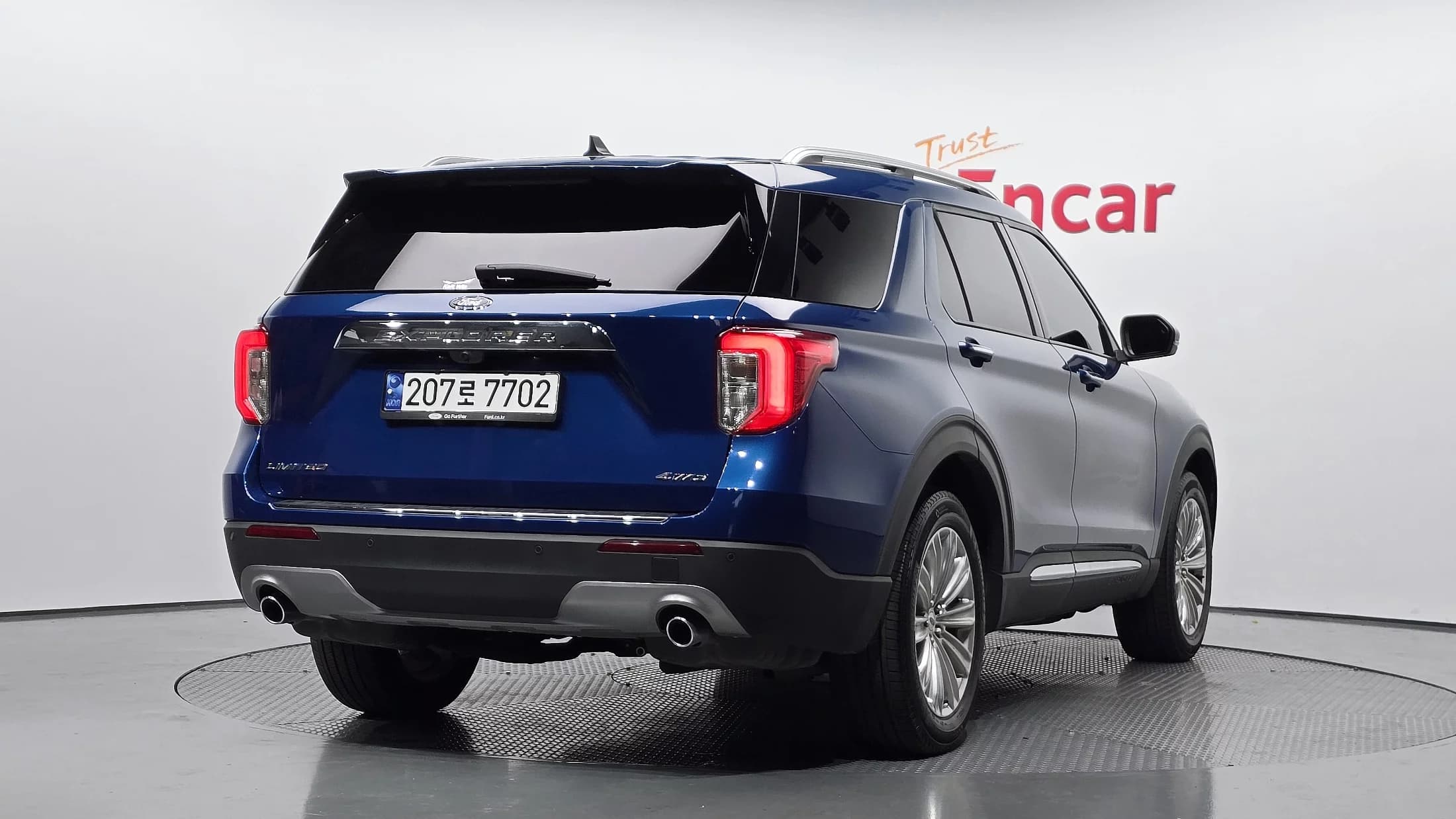Ford EXPLORER 2.3 LimIted 4WD, 2022 г. 27636 км. — фото 2