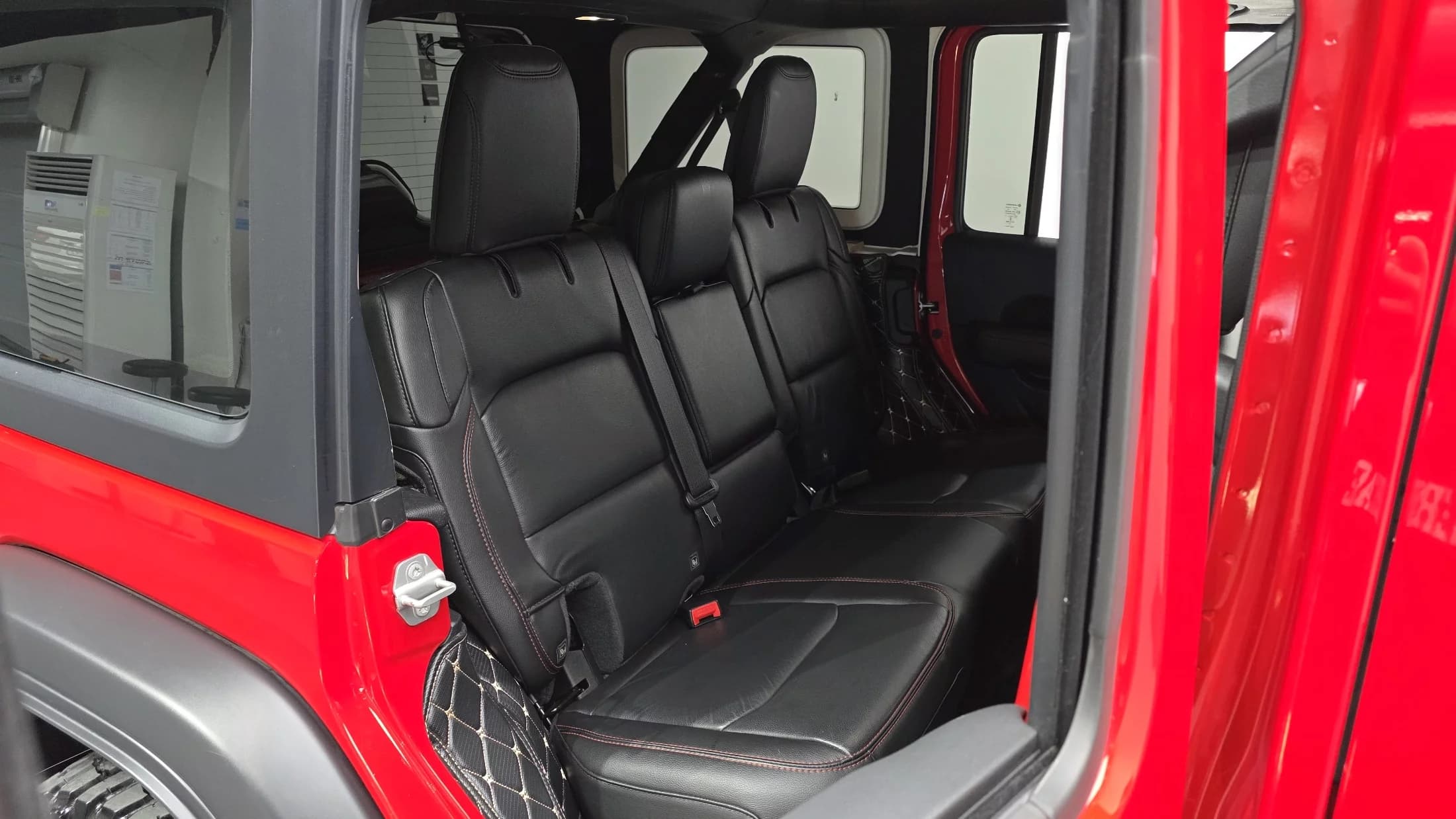 Jeep WRANGLER 2.0 Rubicon 4Door, 2021 г. 35211 км. — фото 12