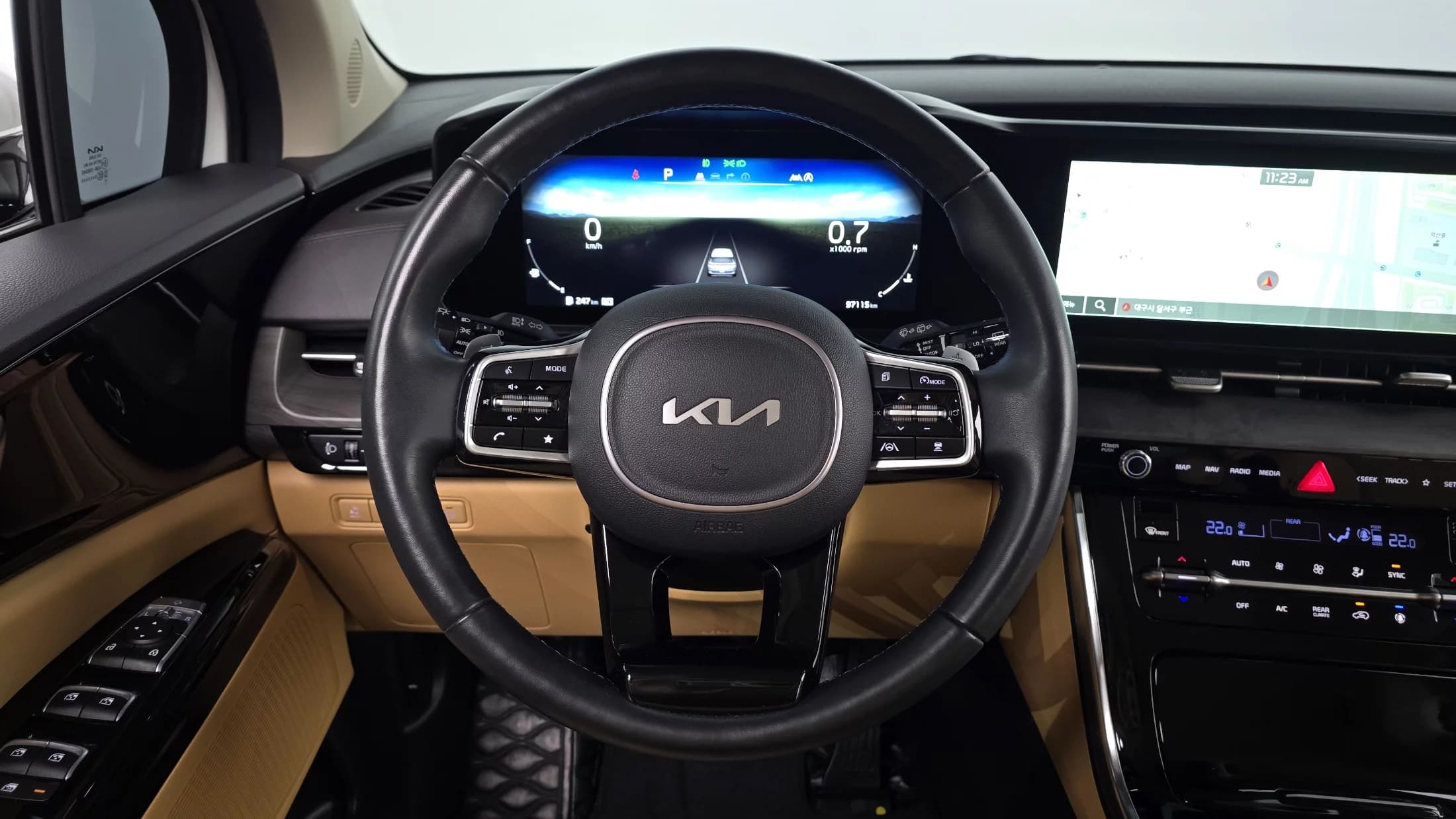 Kia Carnival 9-Seater Noblesse, 2022 г. 97190 км. — фото 13