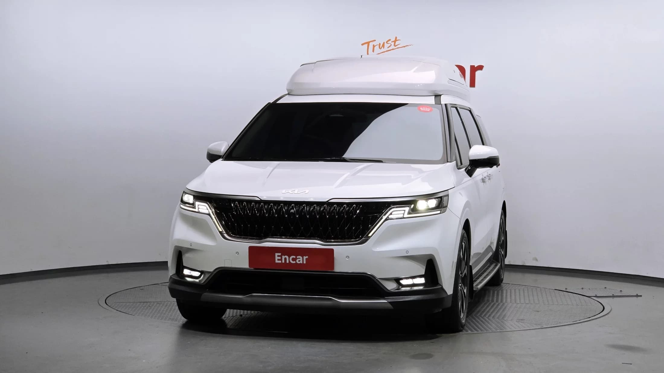 Kia Carnival 9-Seater Noblesse, 2022 г. 97190 км. — фото 3