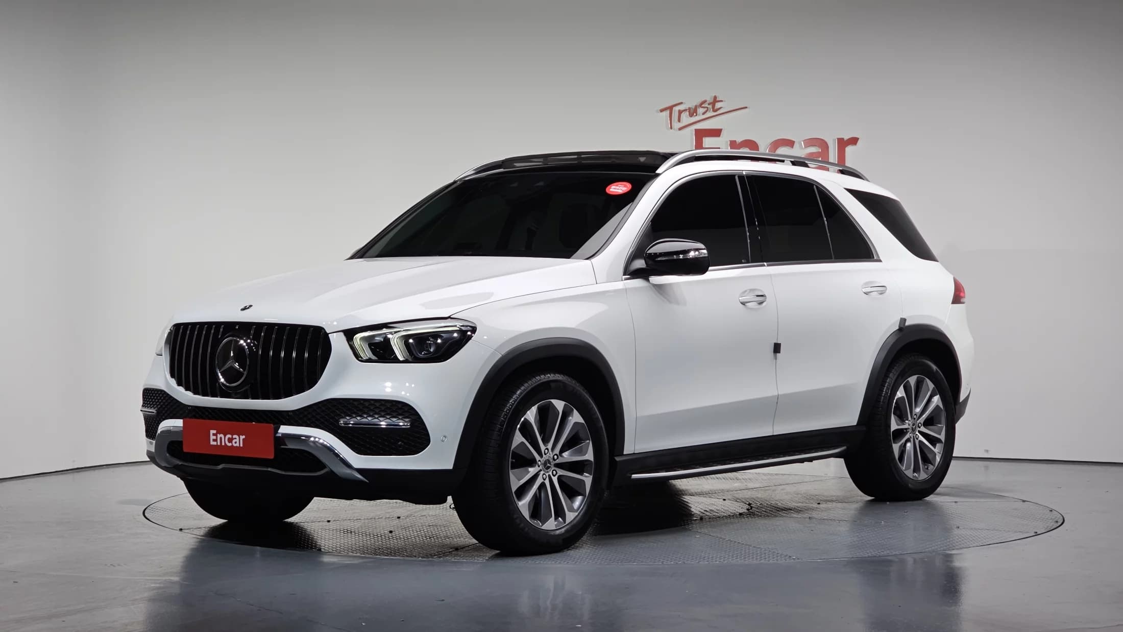 Mercedes-Benz GLE-Class GLE300d 4MATIC, 2021 г. 74930 км.