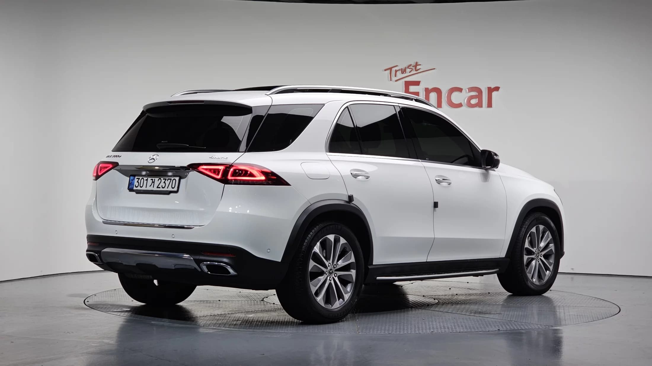 Mercedes-Benz GLE-Class GLE300d 4MATIC, 2021 г. 74930 км. — фото 2