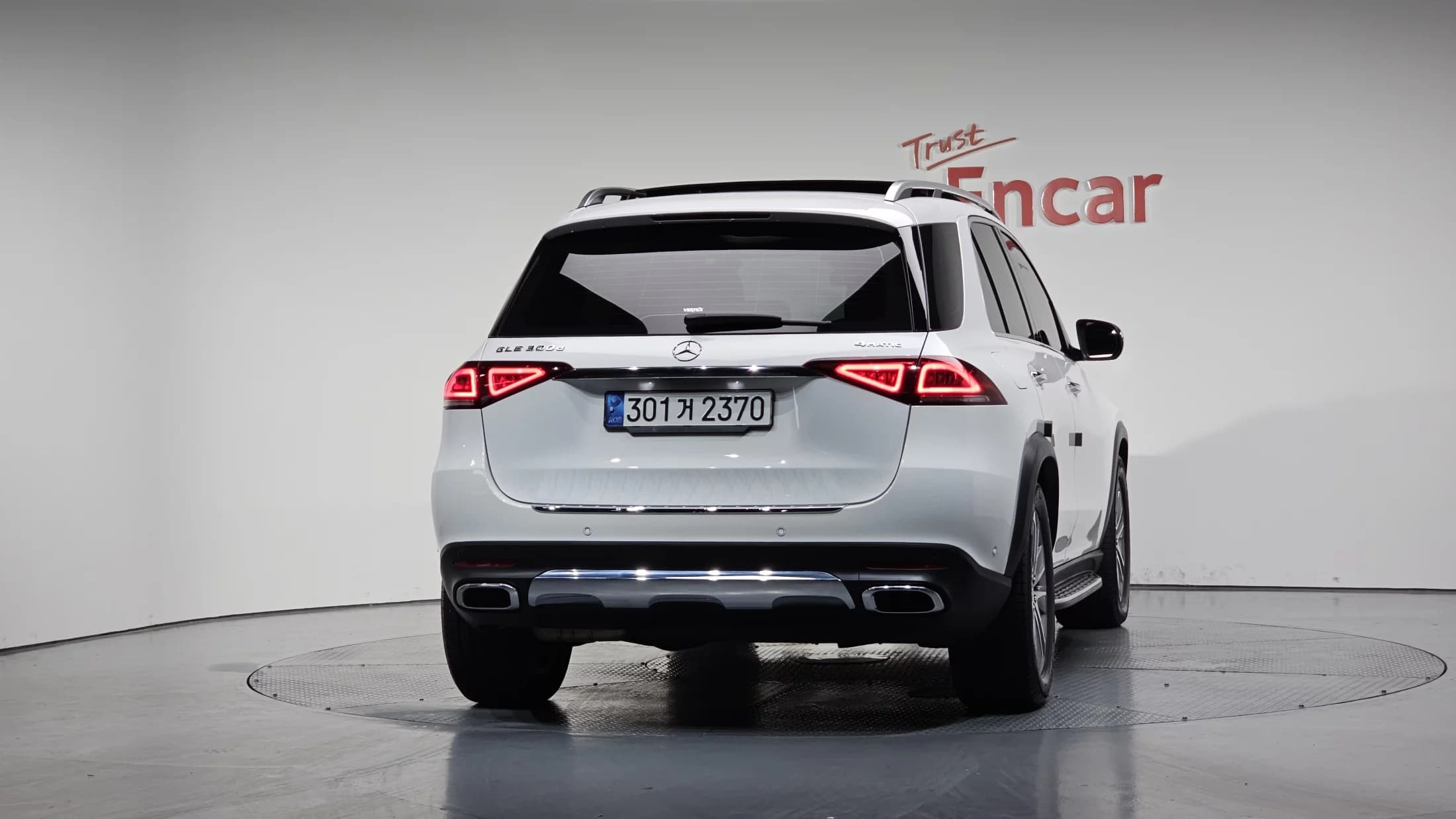 Mercedes-Benz GLE-Class GLE300d 4MATIC, 2021 г. 74930 км. — фото 4