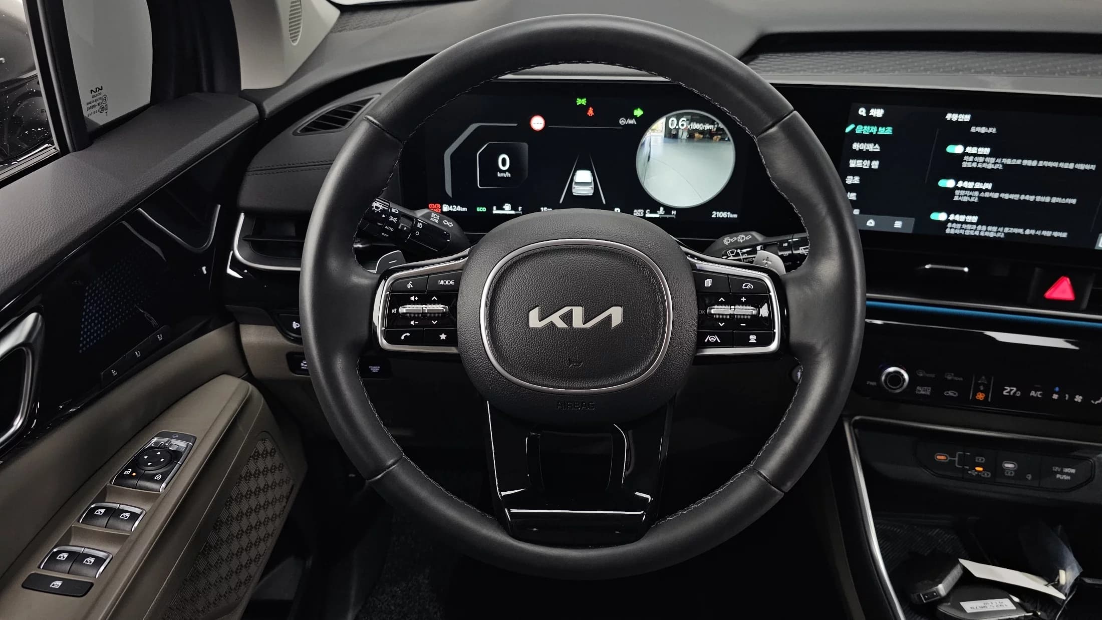 Kia Carnival Gasoline 9-Seater Gravity, 2024 г. 21069 км. — фото 13