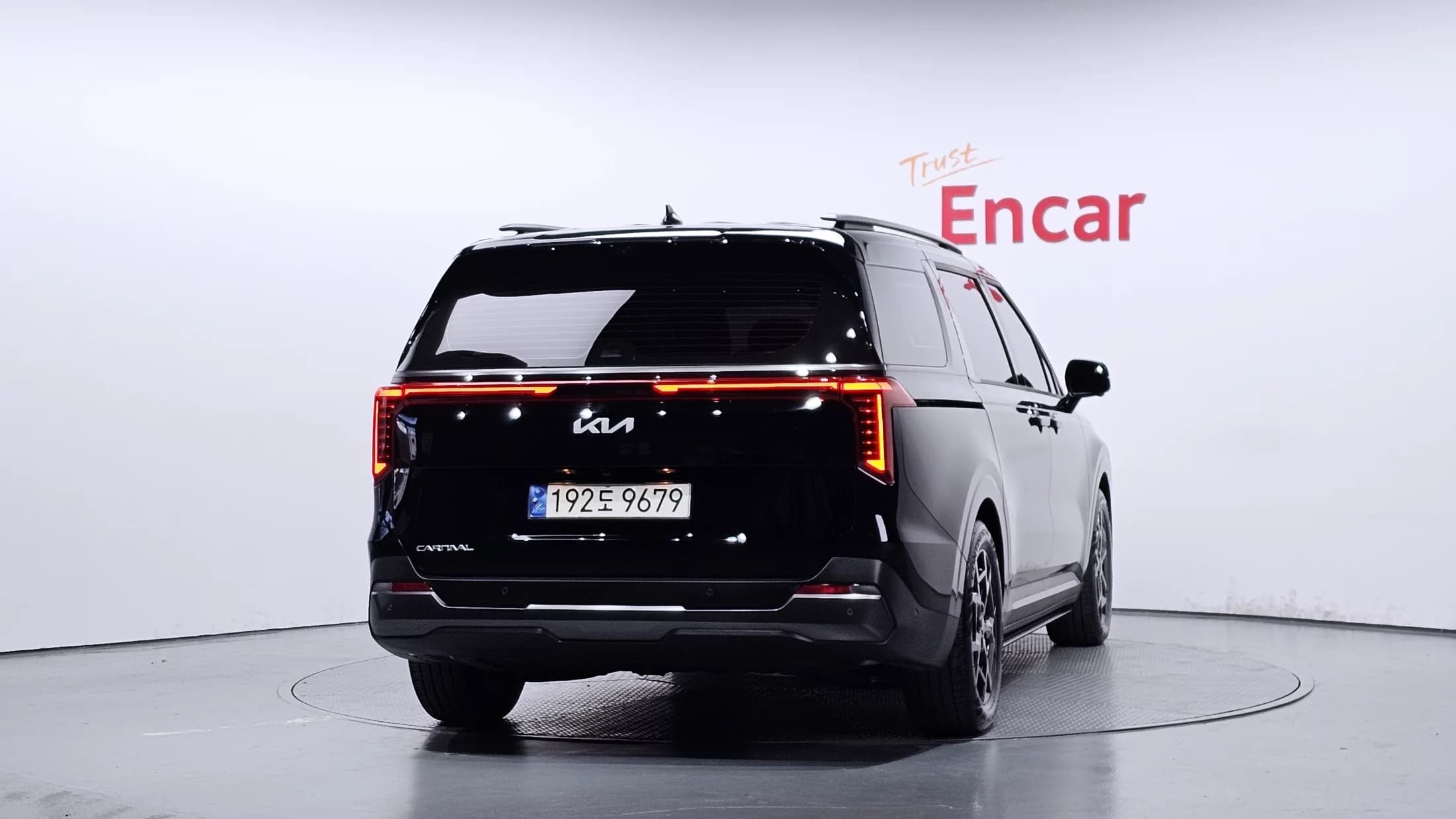 Kia Carnival Gasoline 9-Seater Gravity, 2024 г. 21069 км. — фото 4