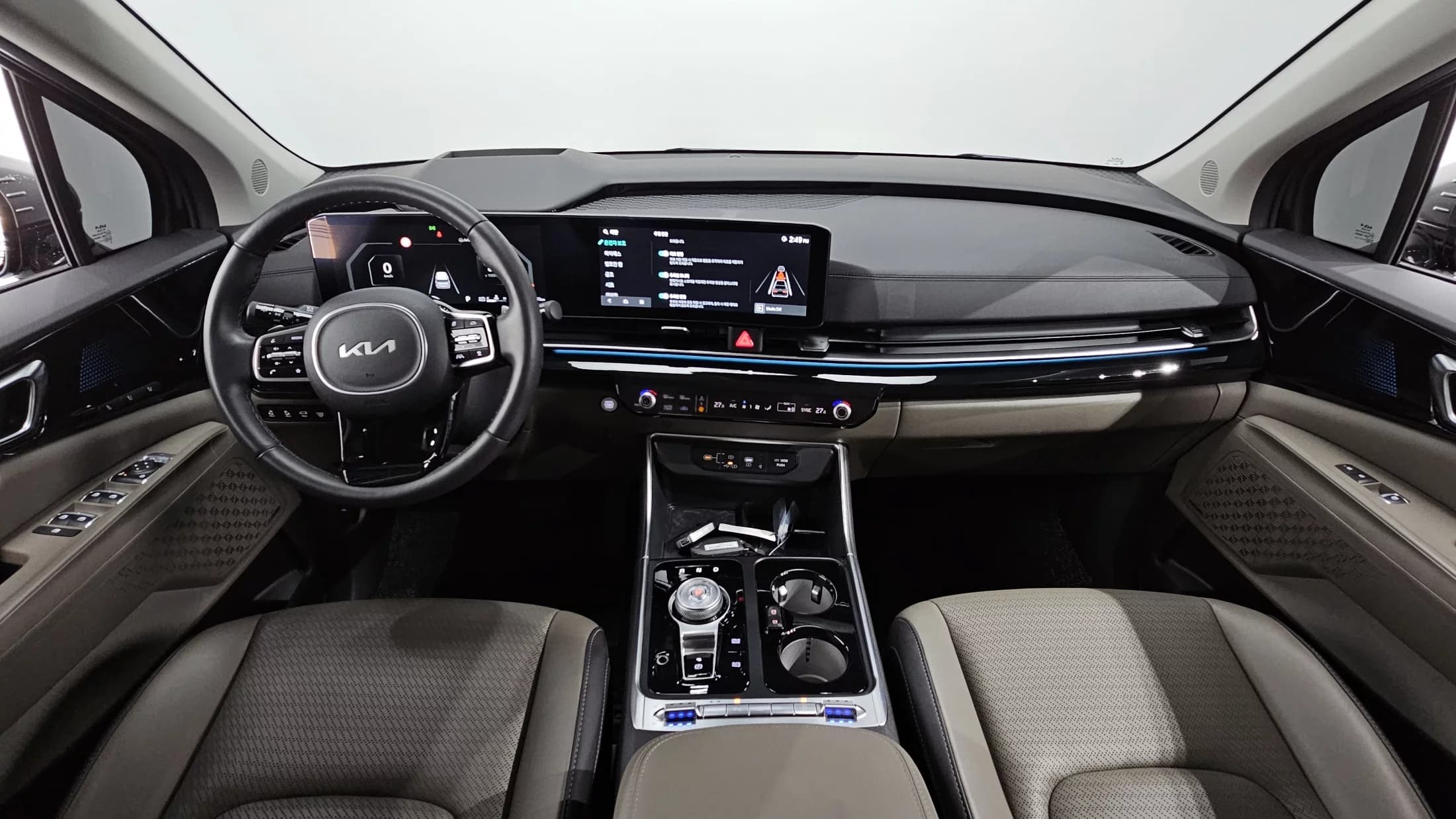 Kia Carnival Gasoline 9-Seater Gravity, 2024 г. 21069 км. — фото 7
