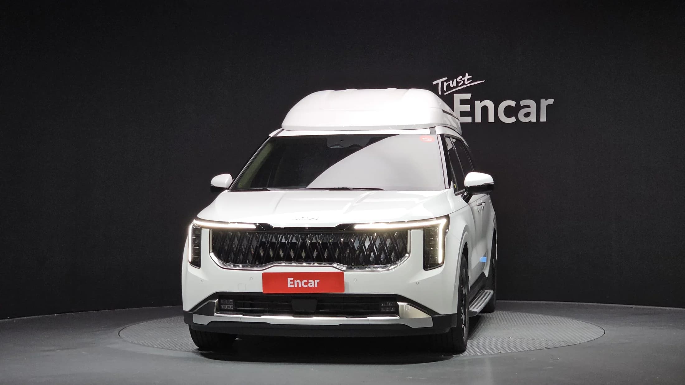 Kia Carnival HEV 9-Seater Hi-Limousine Signature, гибрид, 2025 г. — фото 3