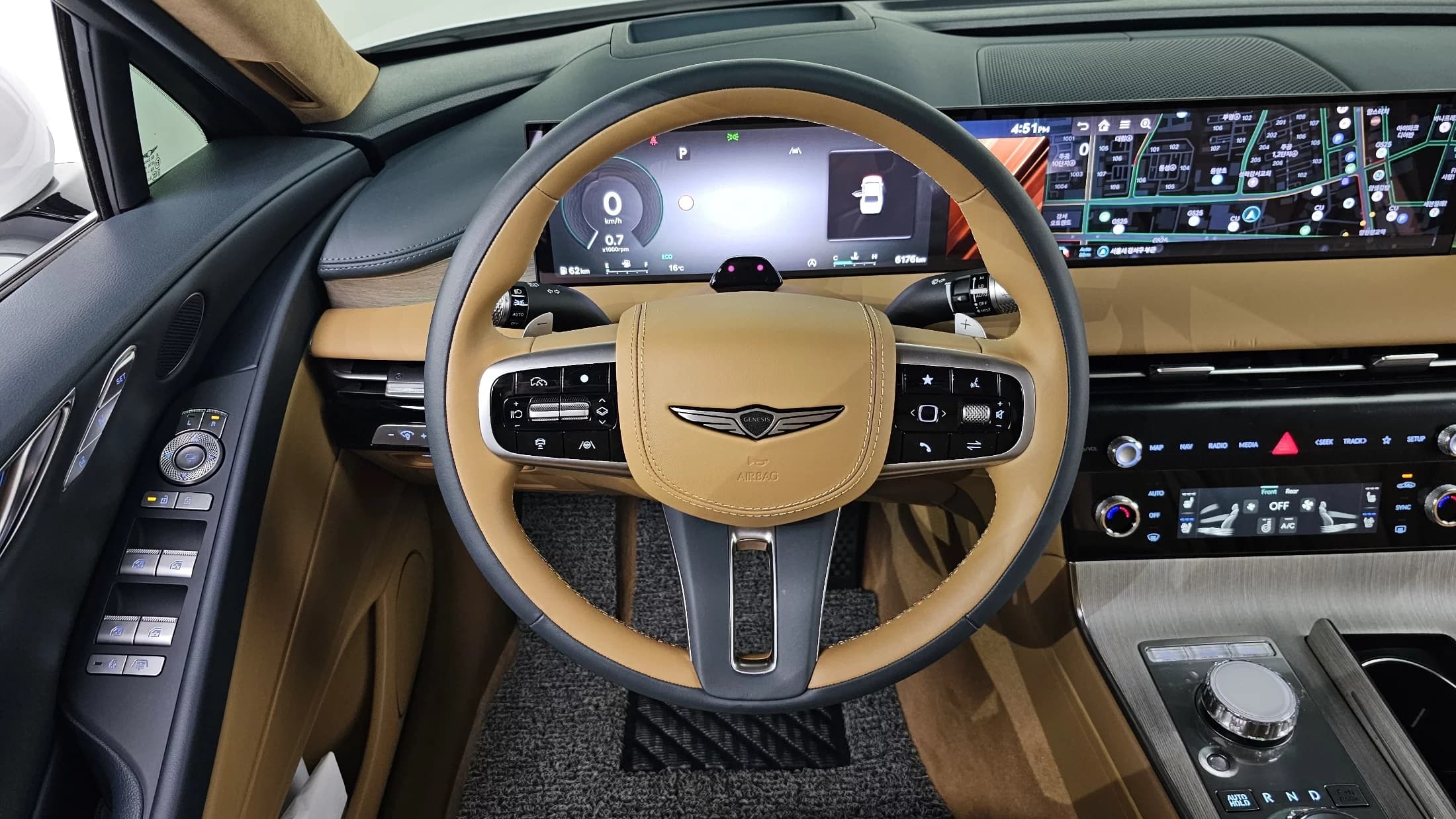 Genesis G80 Gasoline 2.5 Turbo 2WD, 2025 г. 6288 км. — фото 13