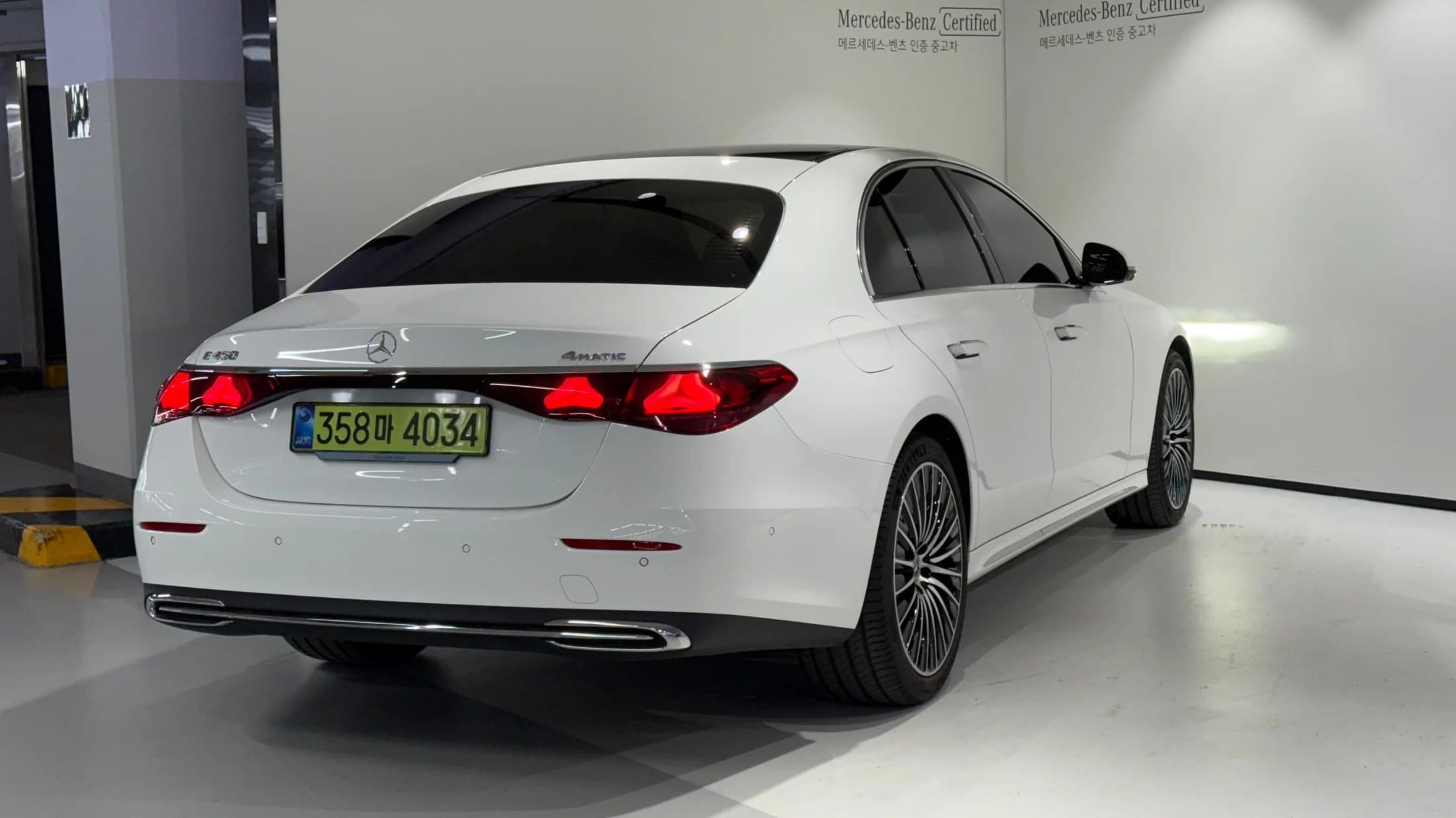Mercedes-Benz E-Class E450 4MATIC Exclusive, 2025 г. 3575 км. — фото 4