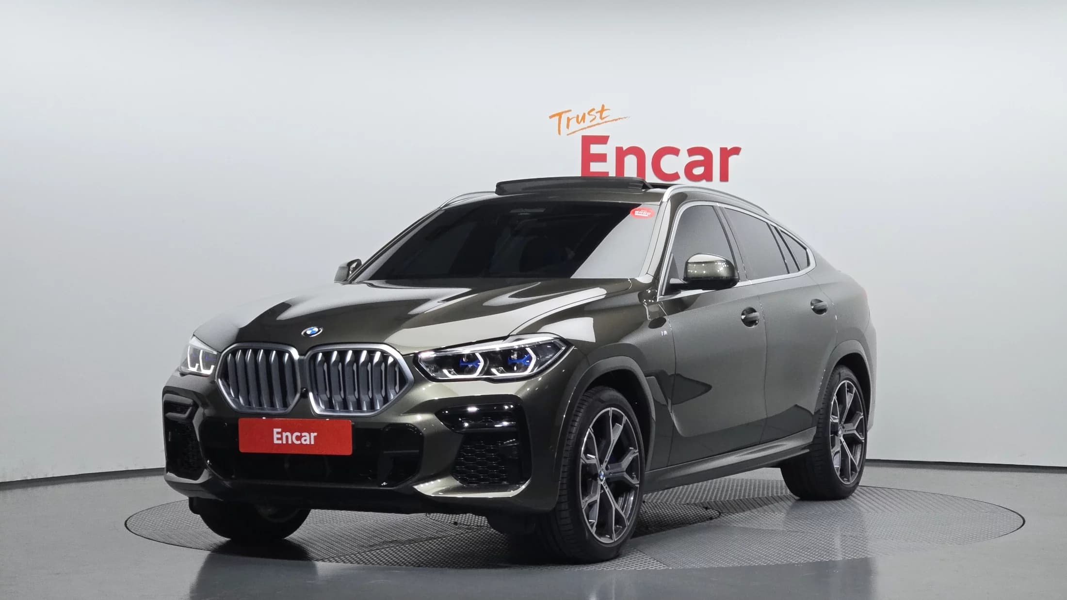 BMW X6 xDrive40i M Sport, 2022 г. 15024 км.