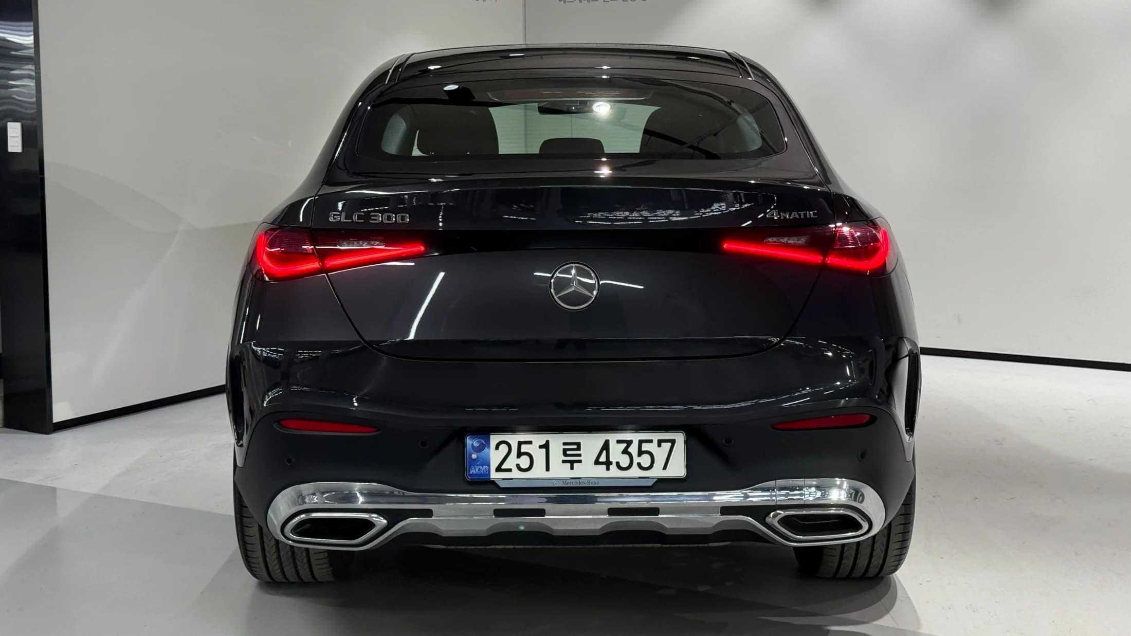 Mercedes-Benz GLC-Class GLC300 4MATIC Coupe, 2024 г. 3562 км. — фото 5