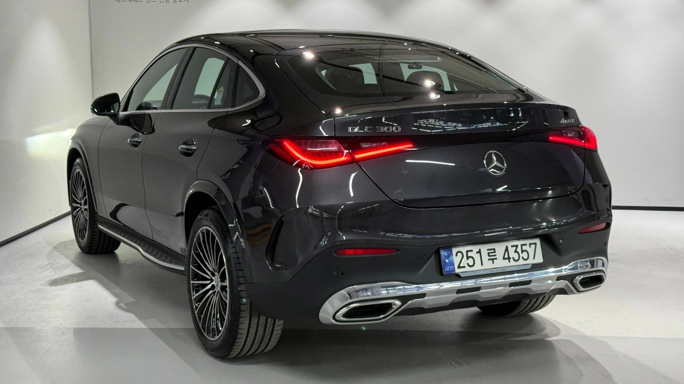 Mercedes-Benz GLC-Class GLC300 4MATIC Coupe, 2024 г. 3562 км. — фото 6